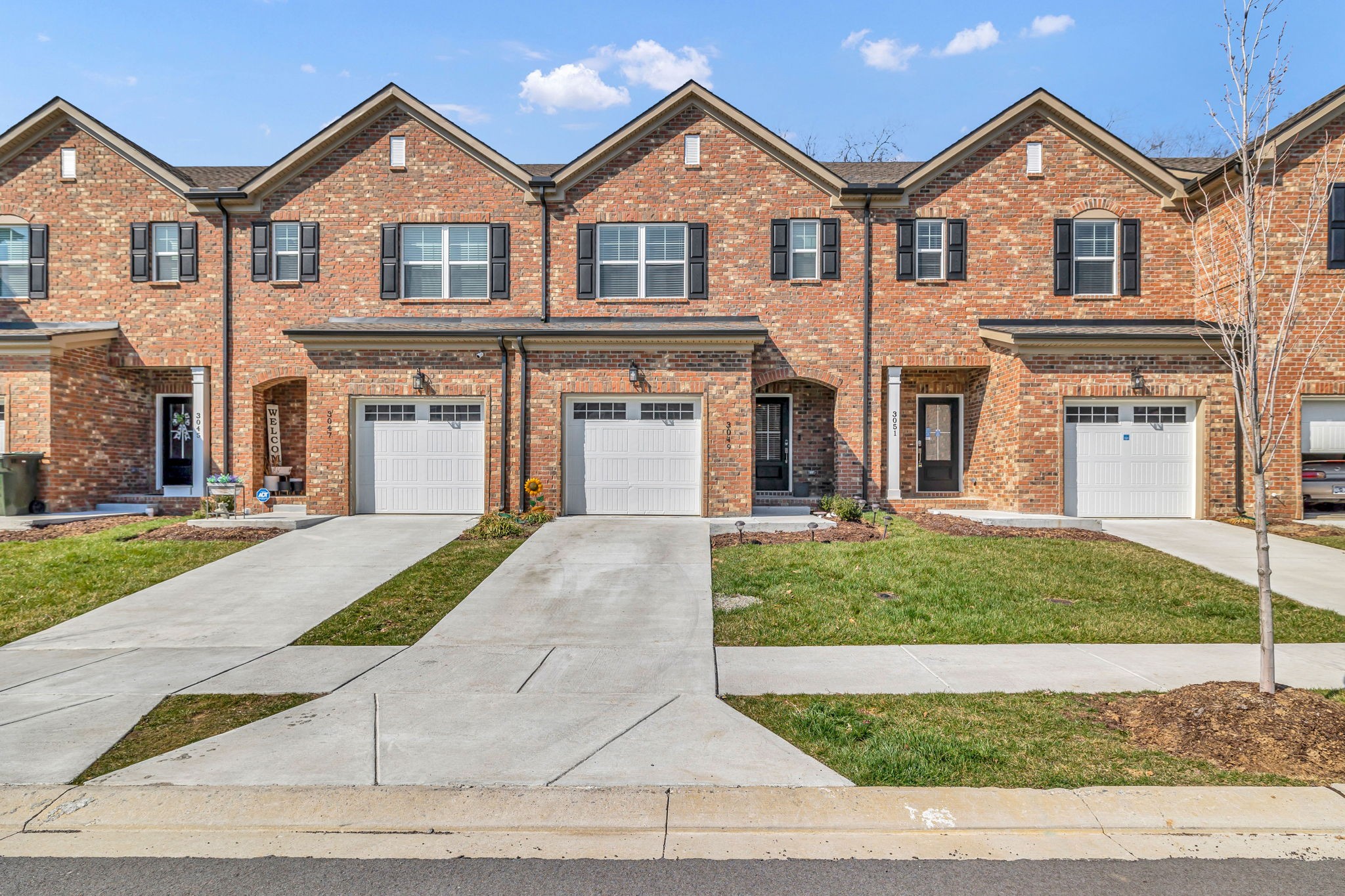 3049 Duvall Dr