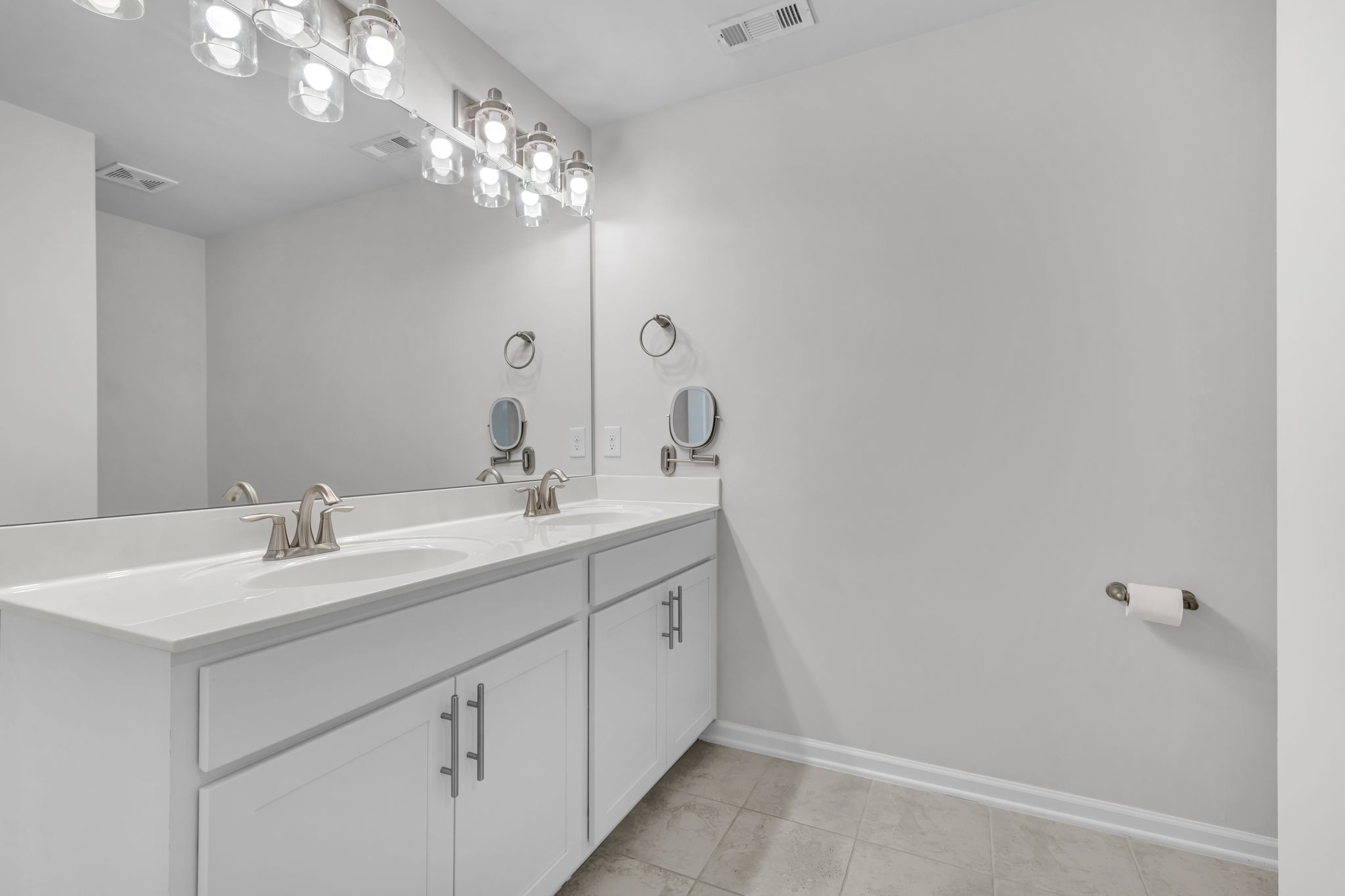 3049 Duvall Dr