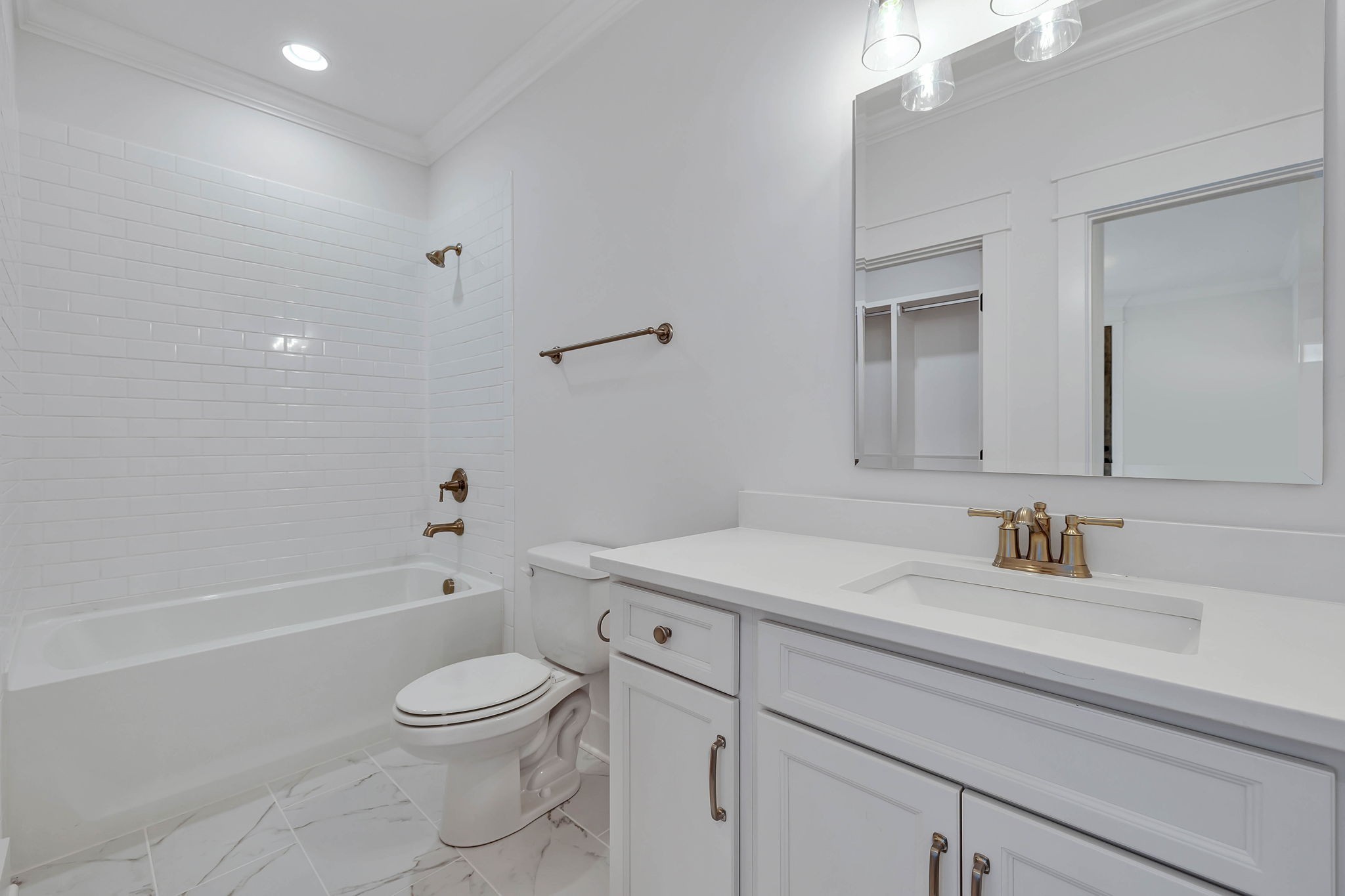 399 Stephens Valley Blvd