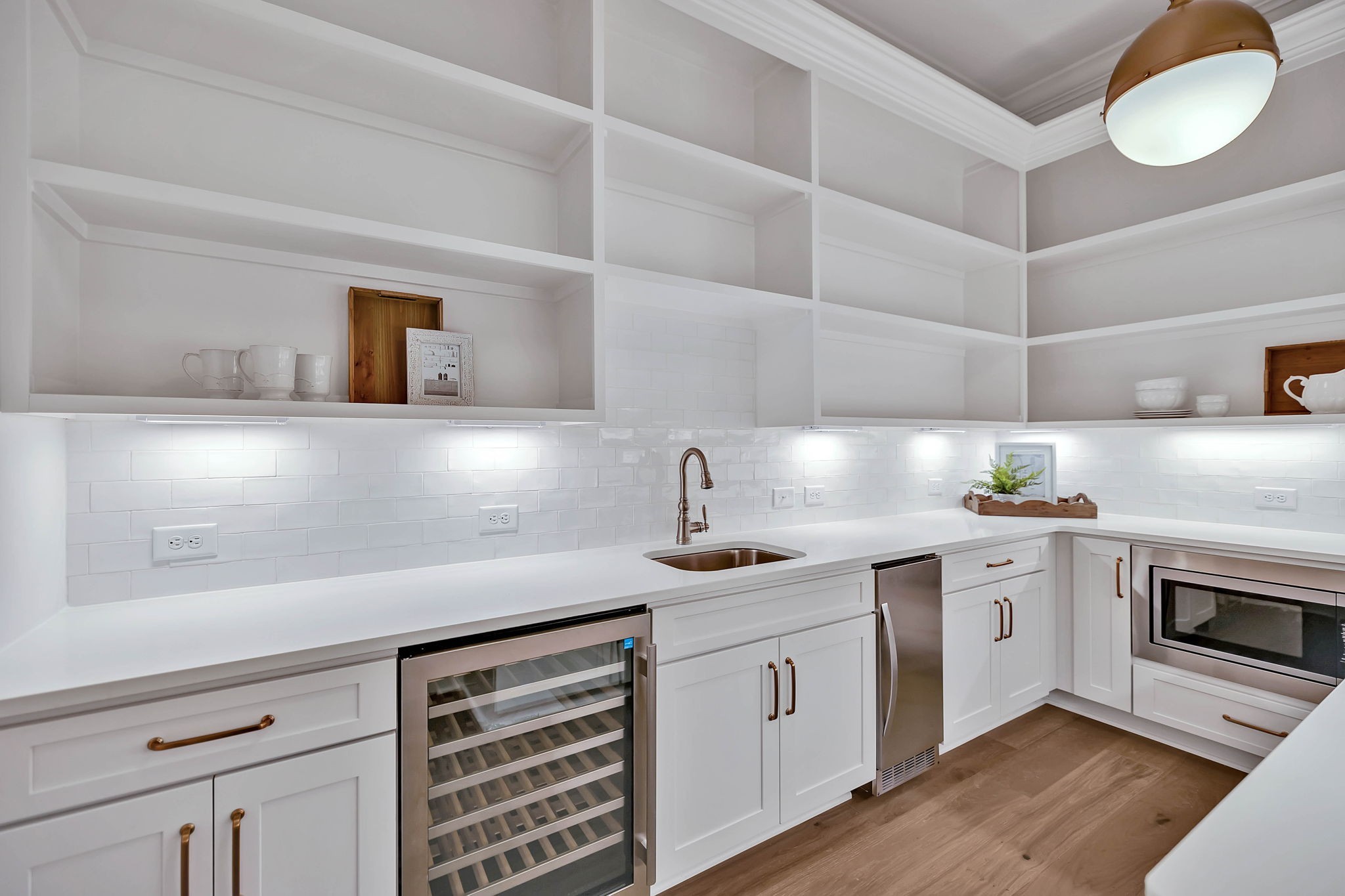 399 Stephens Valley Blvd