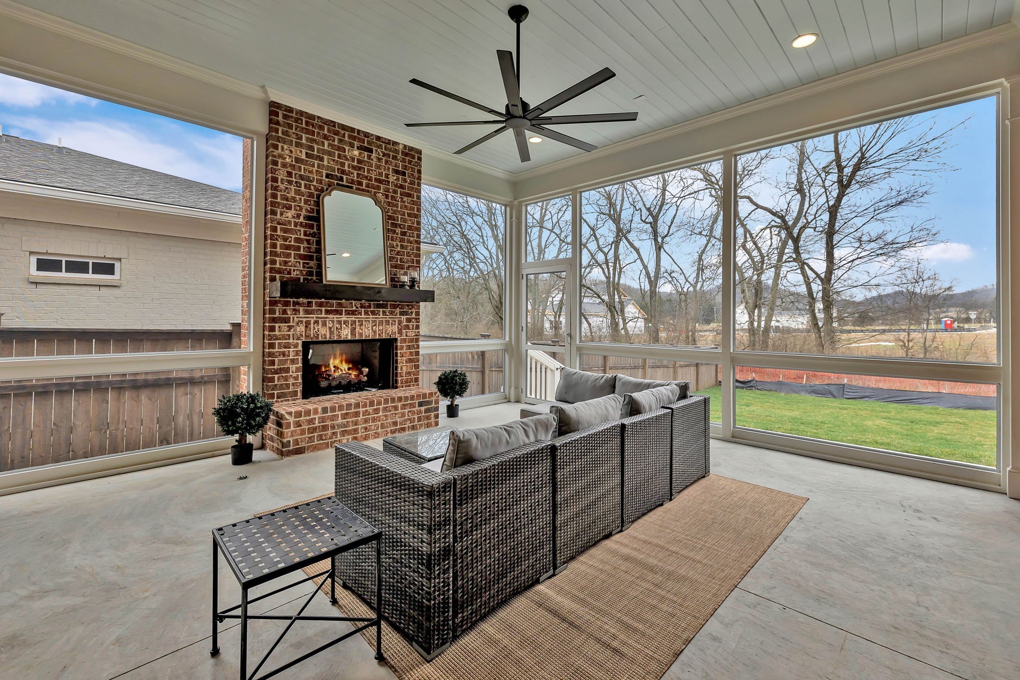 399 Stephens Valley Blvd