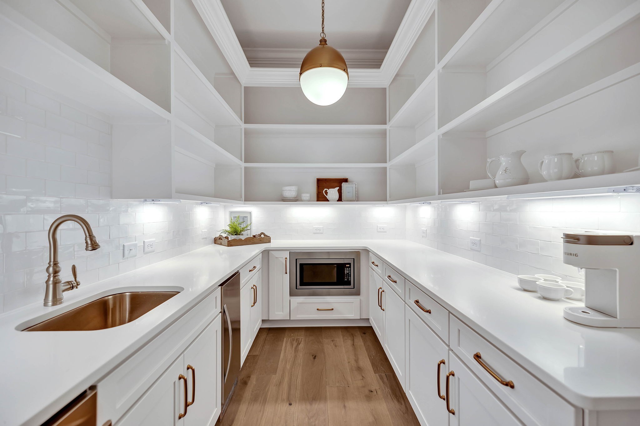 399 Stephens Valley Blvd