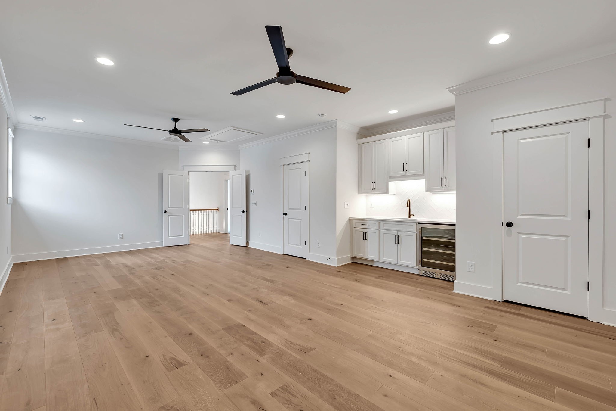 399 Stephens Valley Blvd