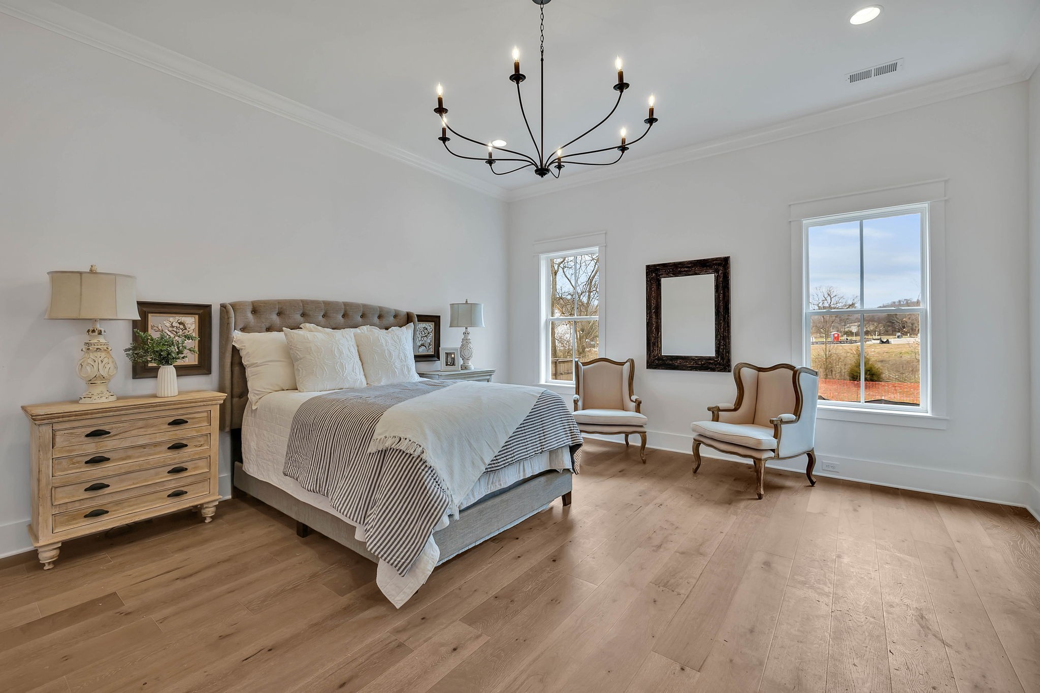 399 Stephens Valley Blvd