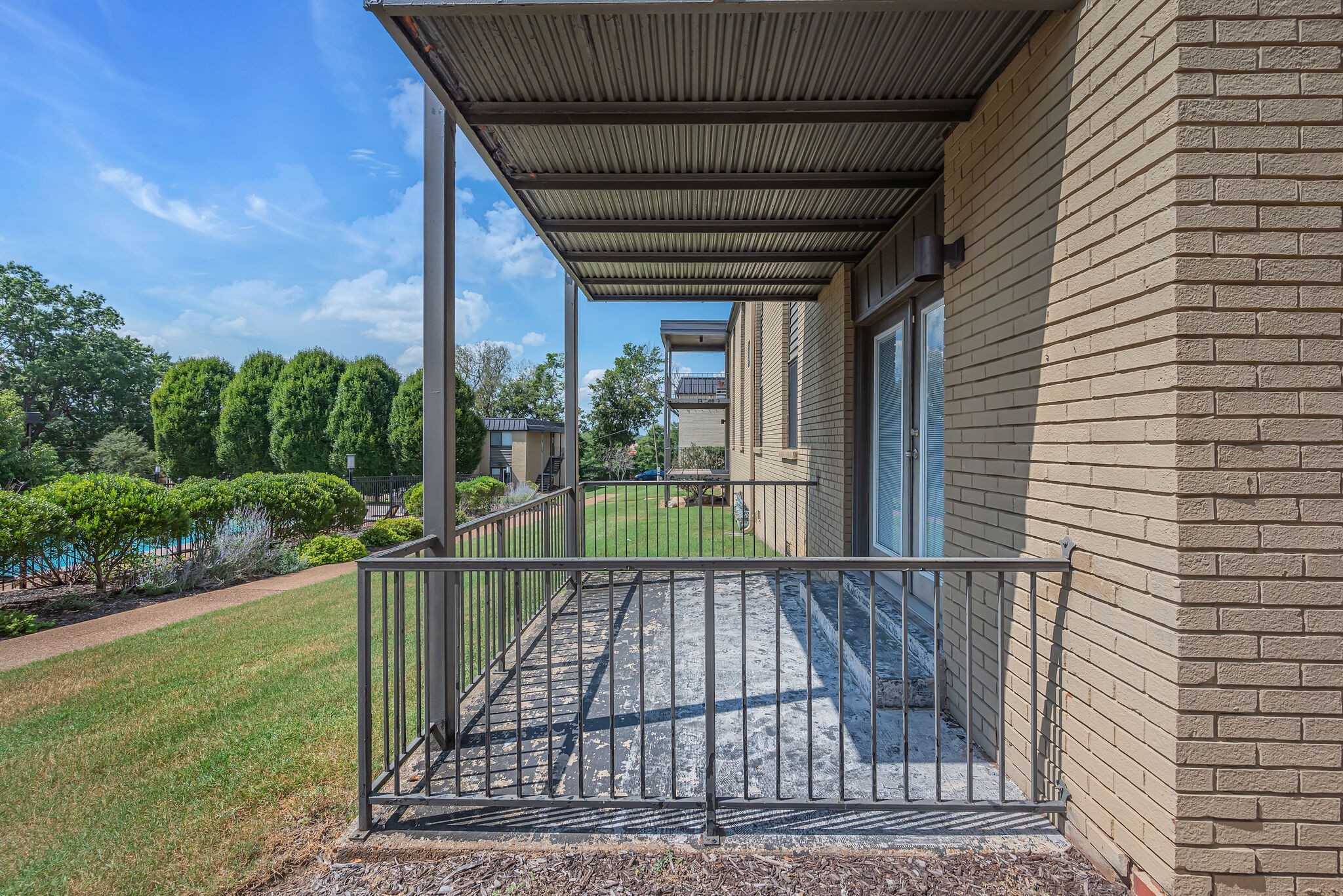 6680 Charlotte Pike Unit: B2