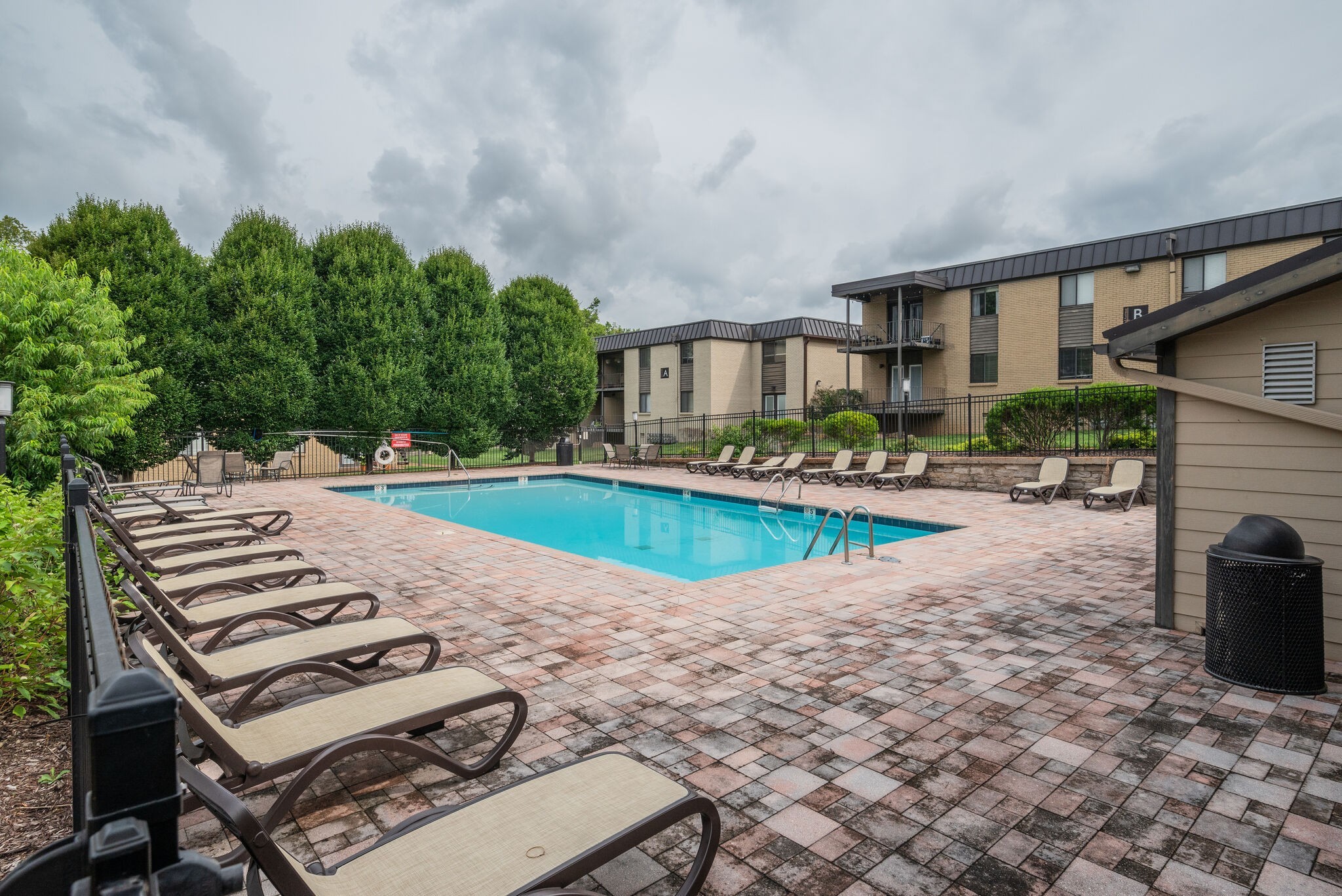 6680 Charlotte Pike Unit: B2