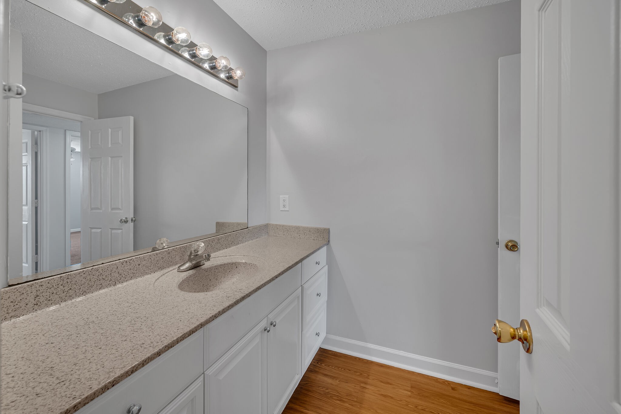 6680 Charlotte Pike Unit: B2
