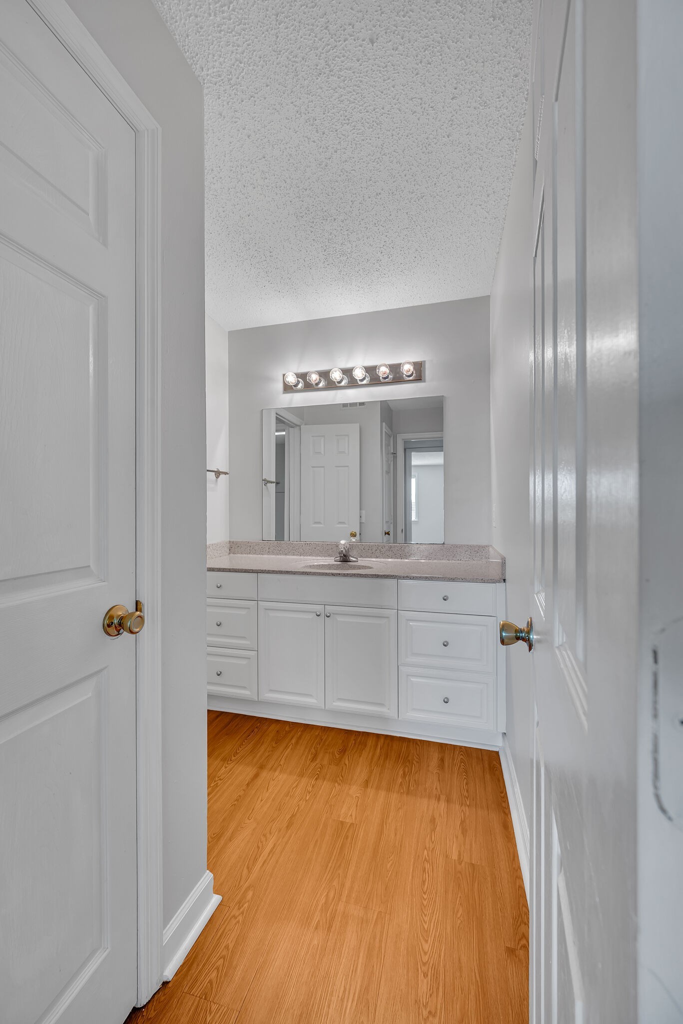 6680 Charlotte Pike Unit: B2