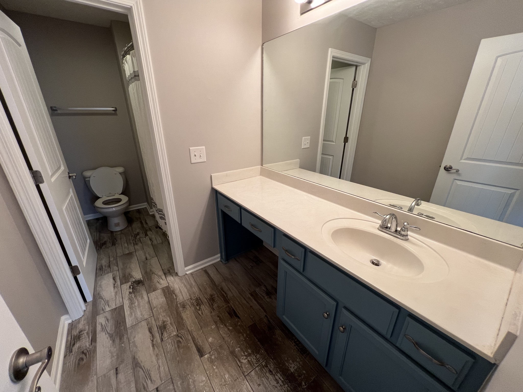 2455 New Holland Cir