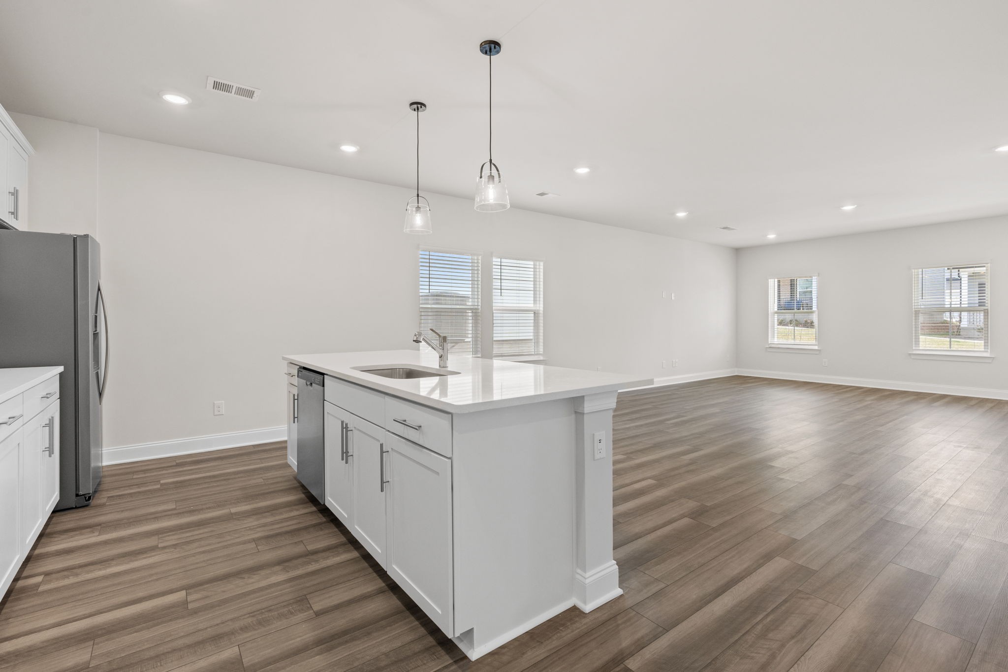 1521 Henderson Point Aly