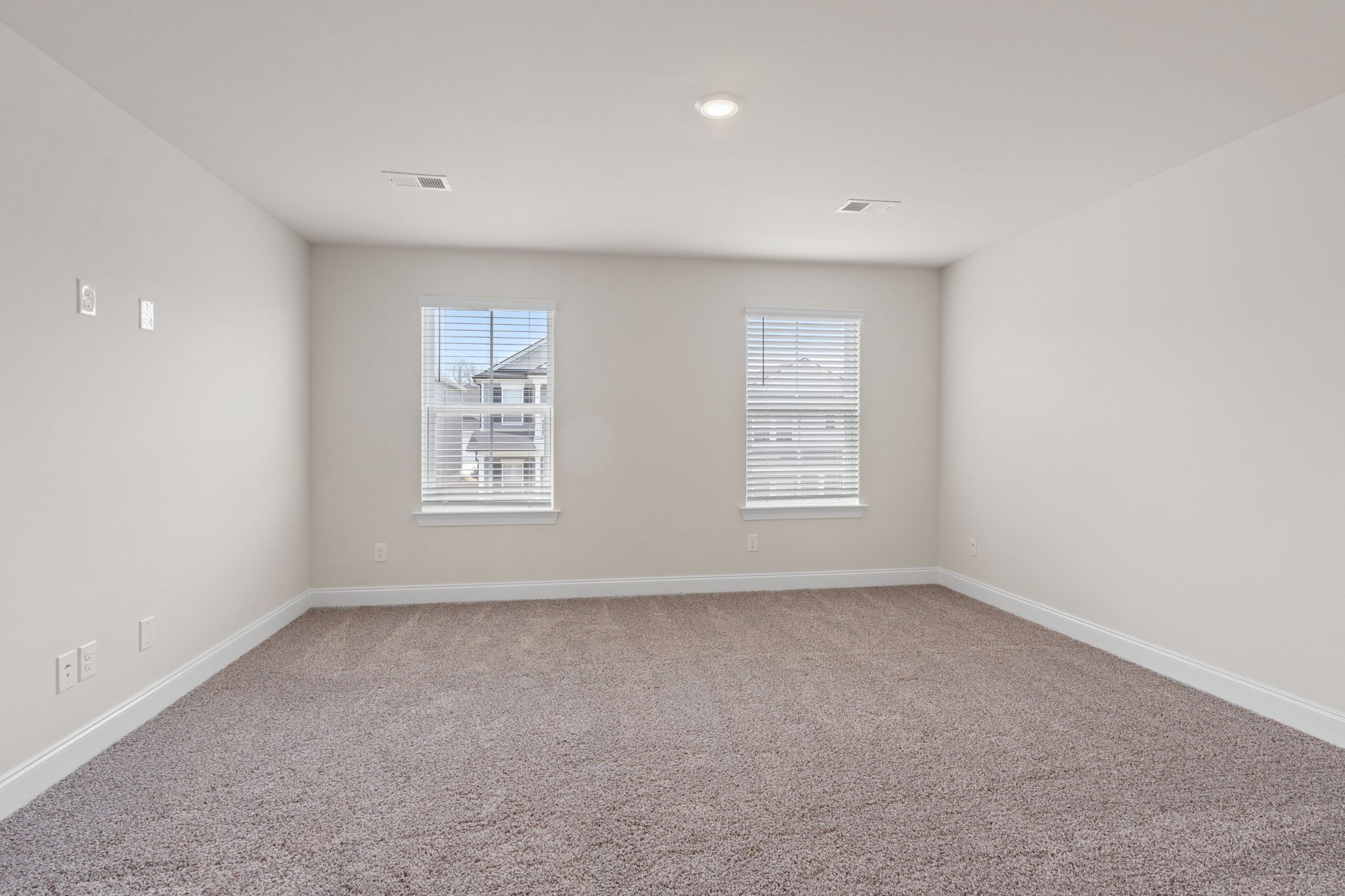 1521 Henderson Point Aly