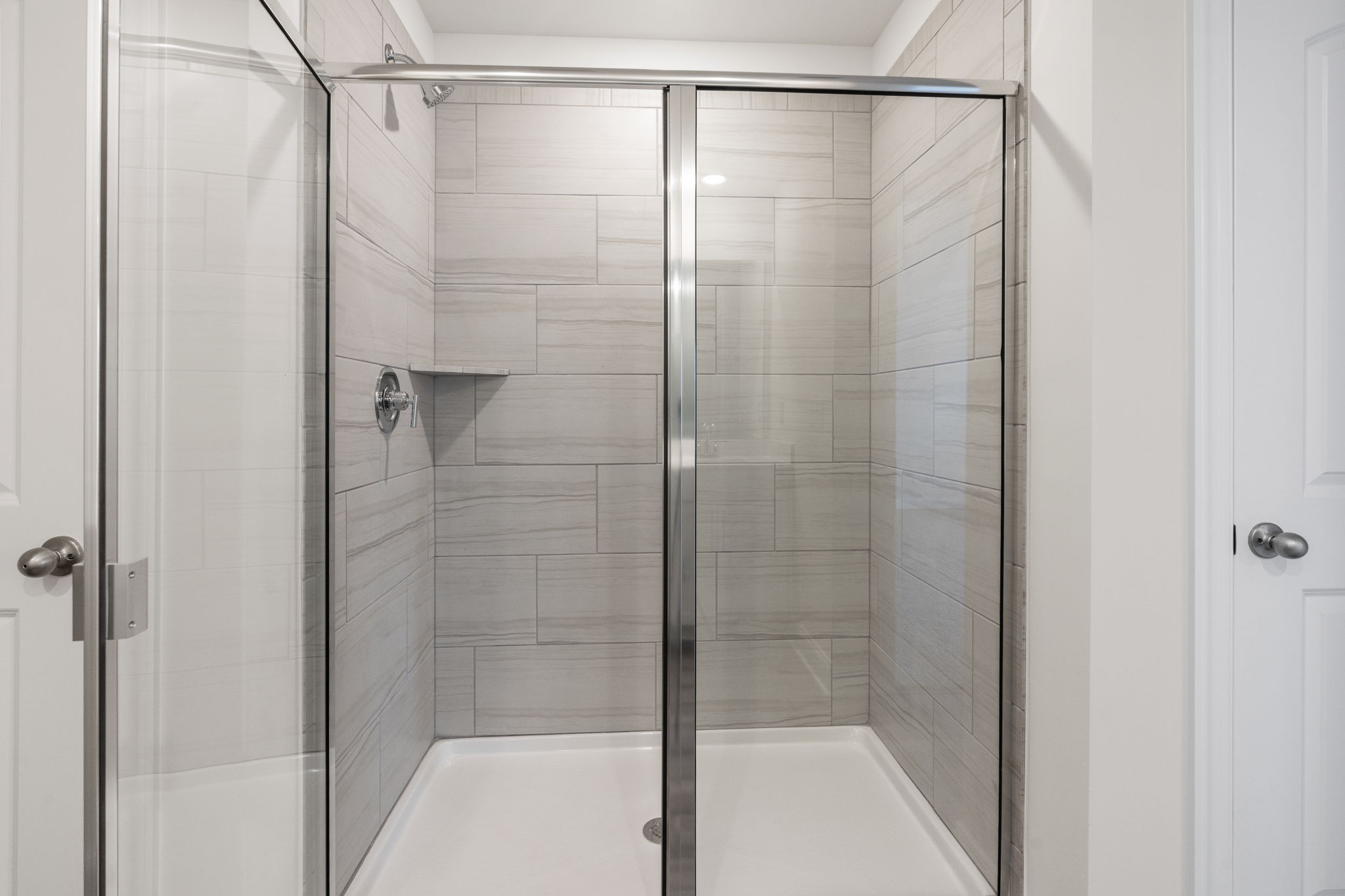 1521 Henderson Point Aly