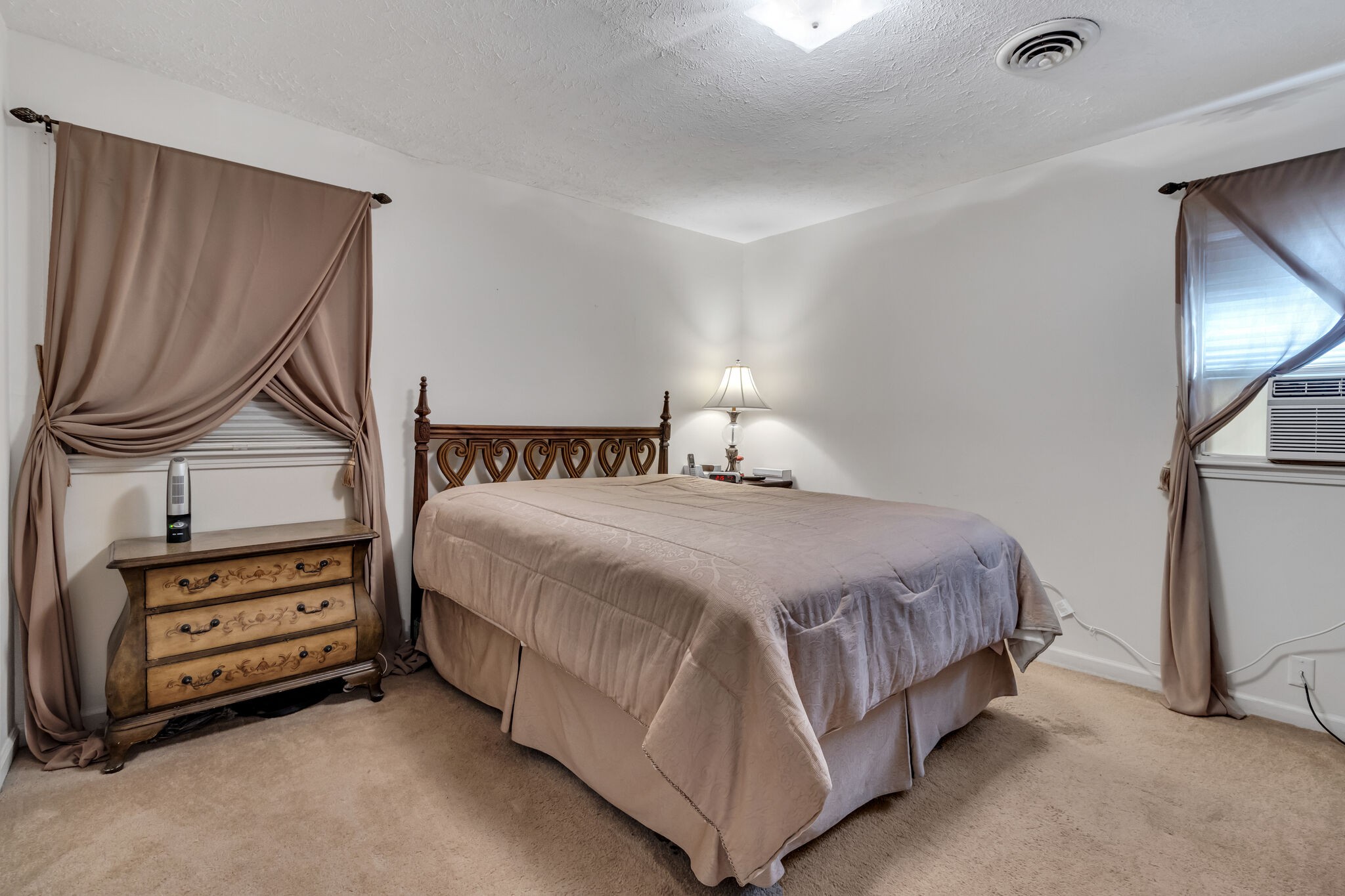 426 Clearwater Dr