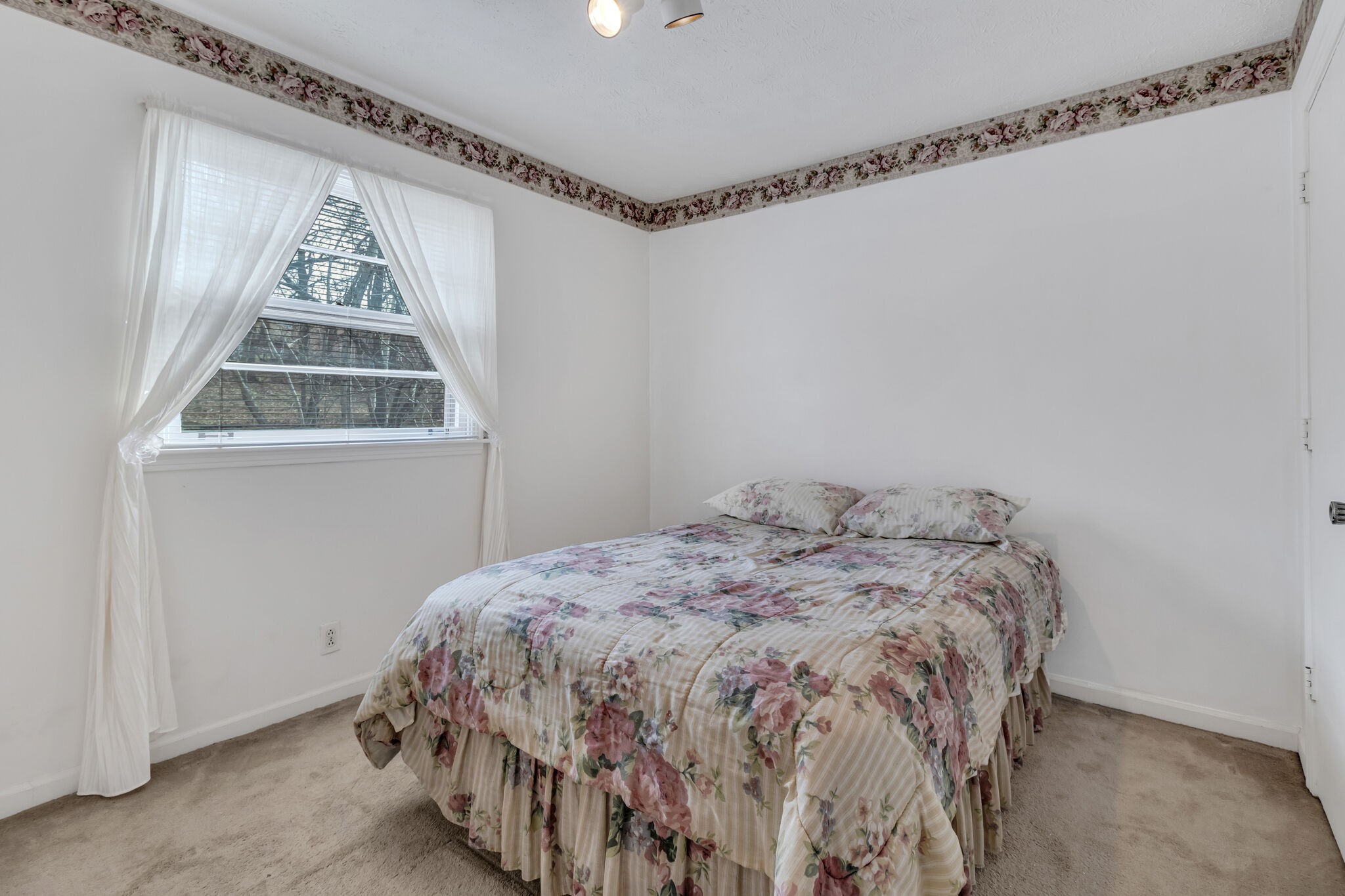 426 Clearwater Dr
