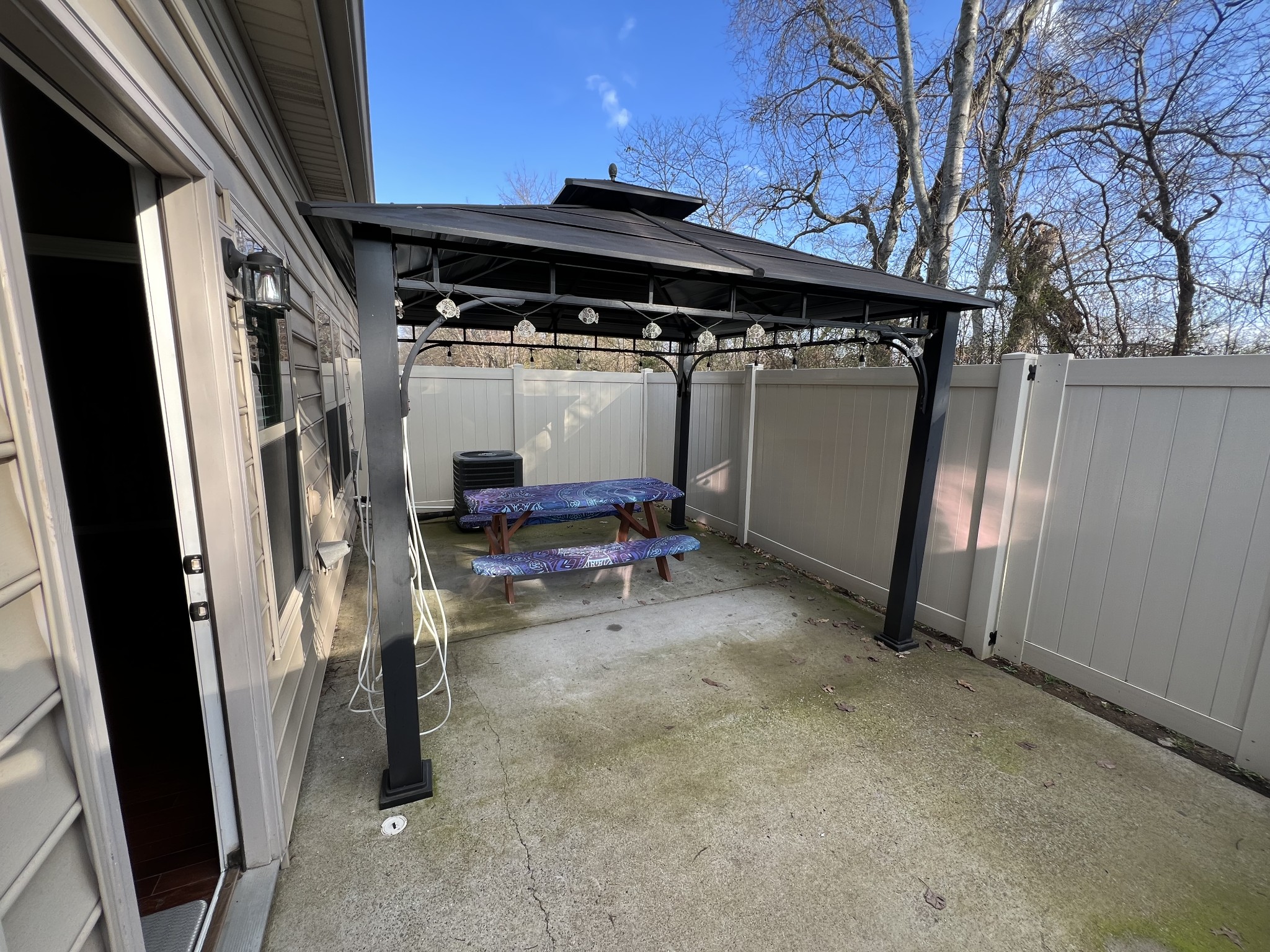 4145 Sunday Silence Way