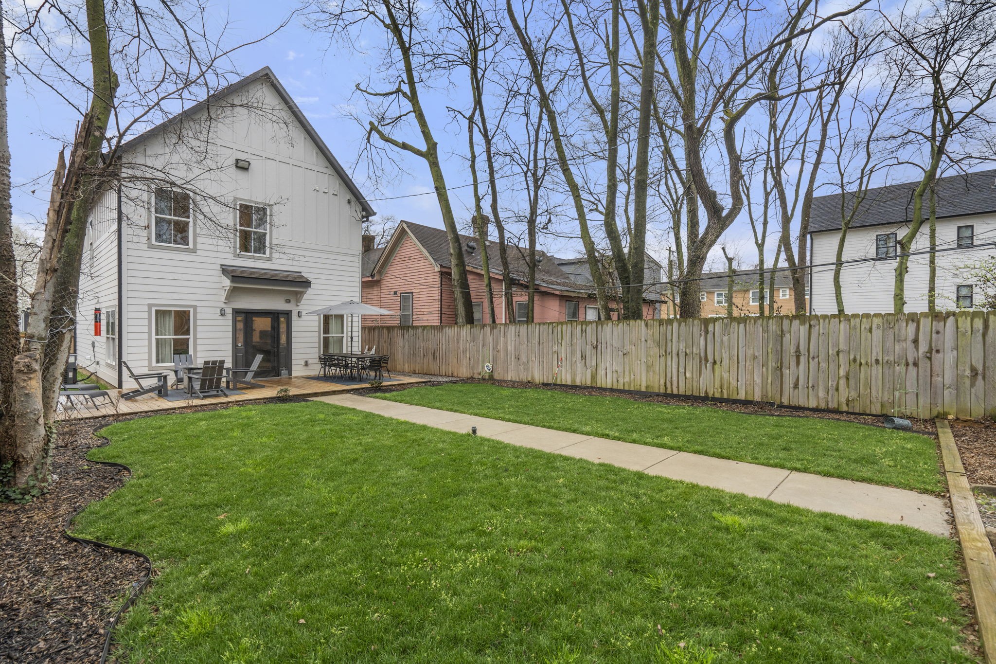 112 Claiborne St