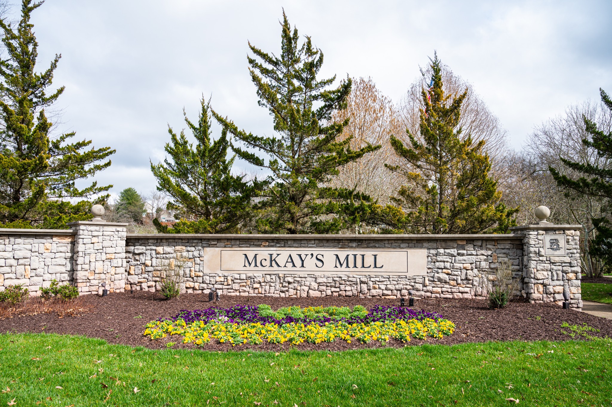 1020 Dunrobin Dr