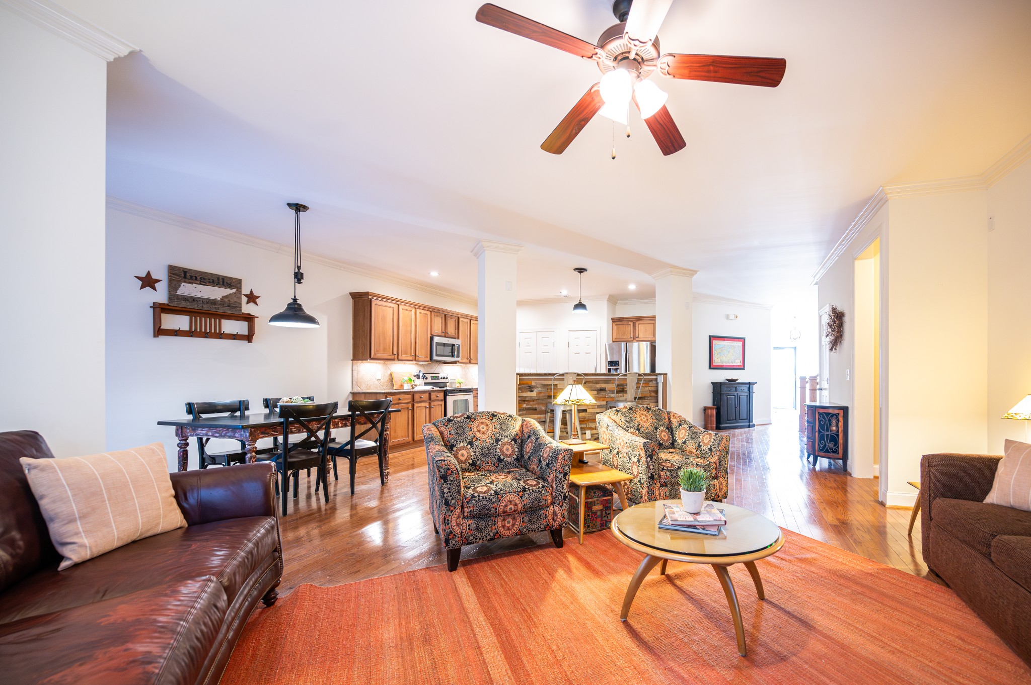 1020 Dunrobin Dr