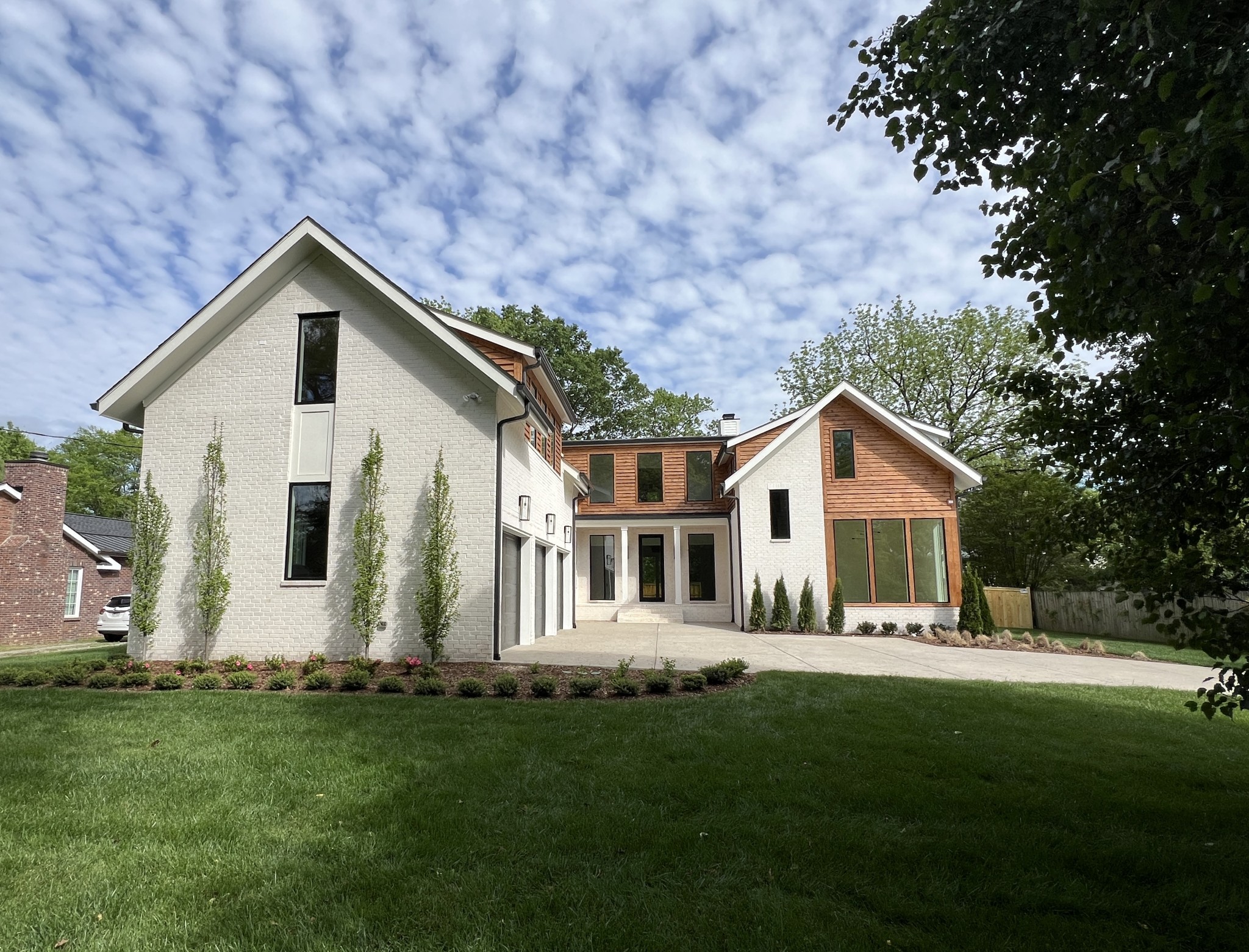 4040 Outer Drive