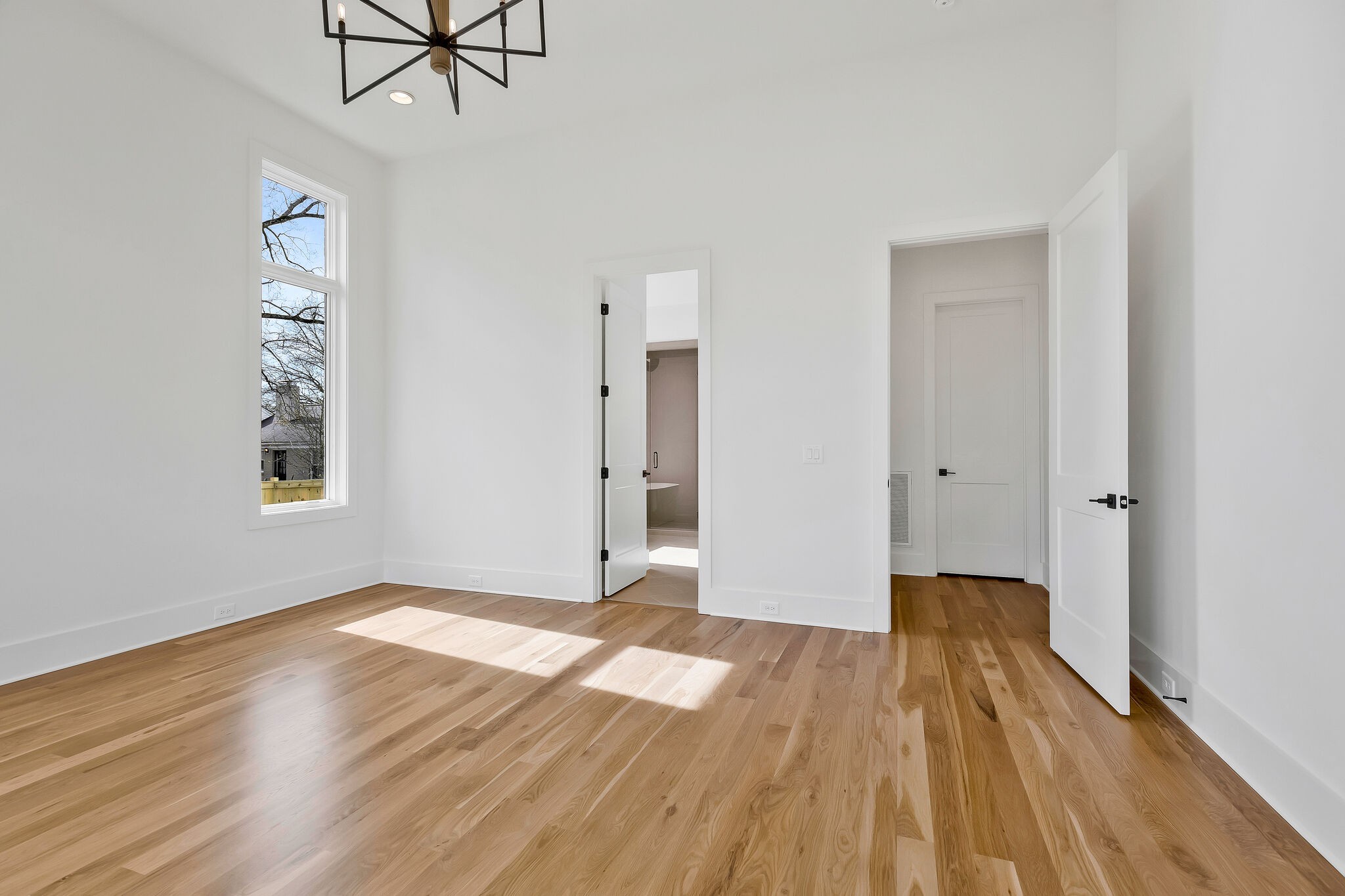 4040 Outer Drive