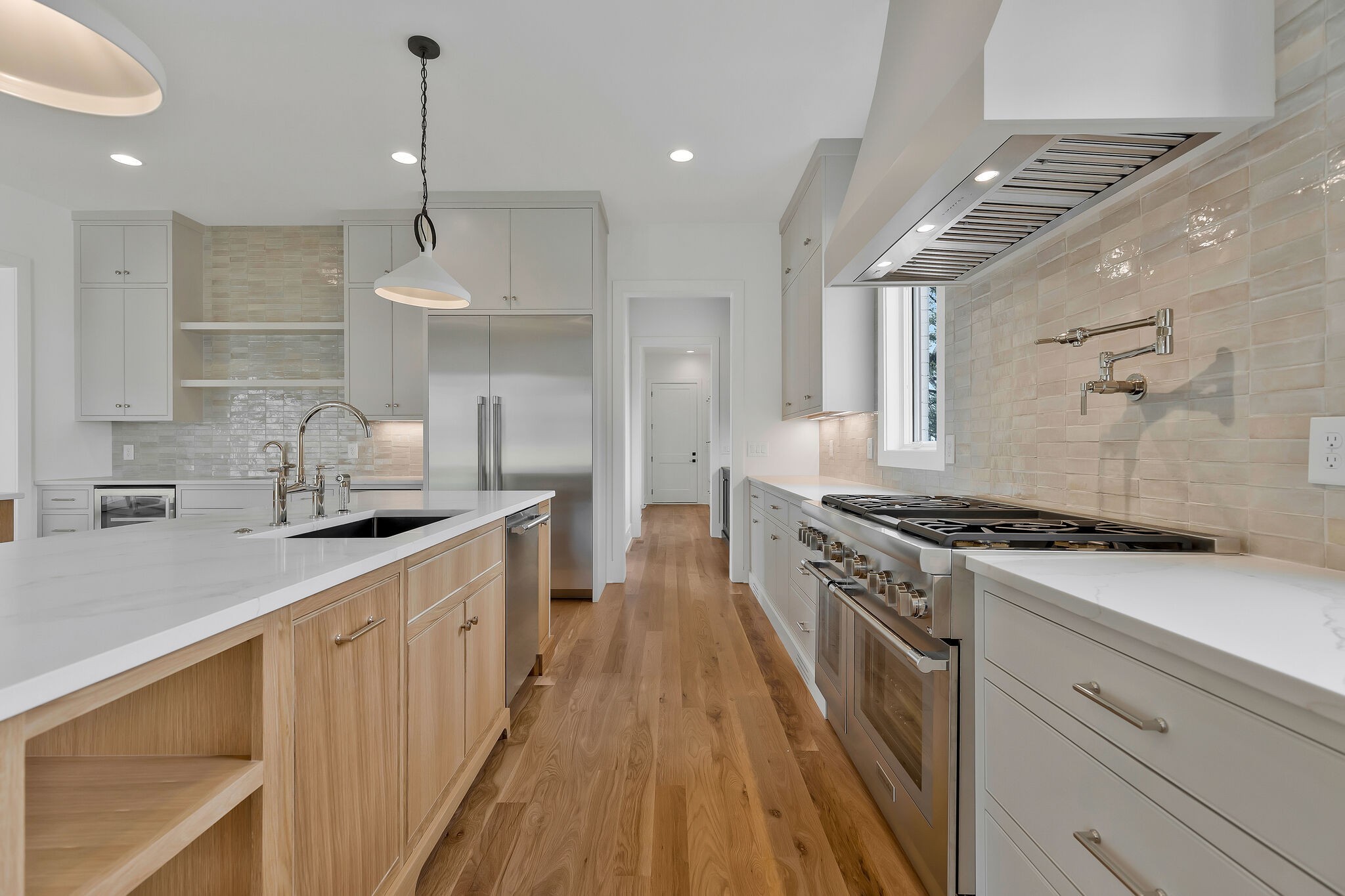 4040 Outer Drive