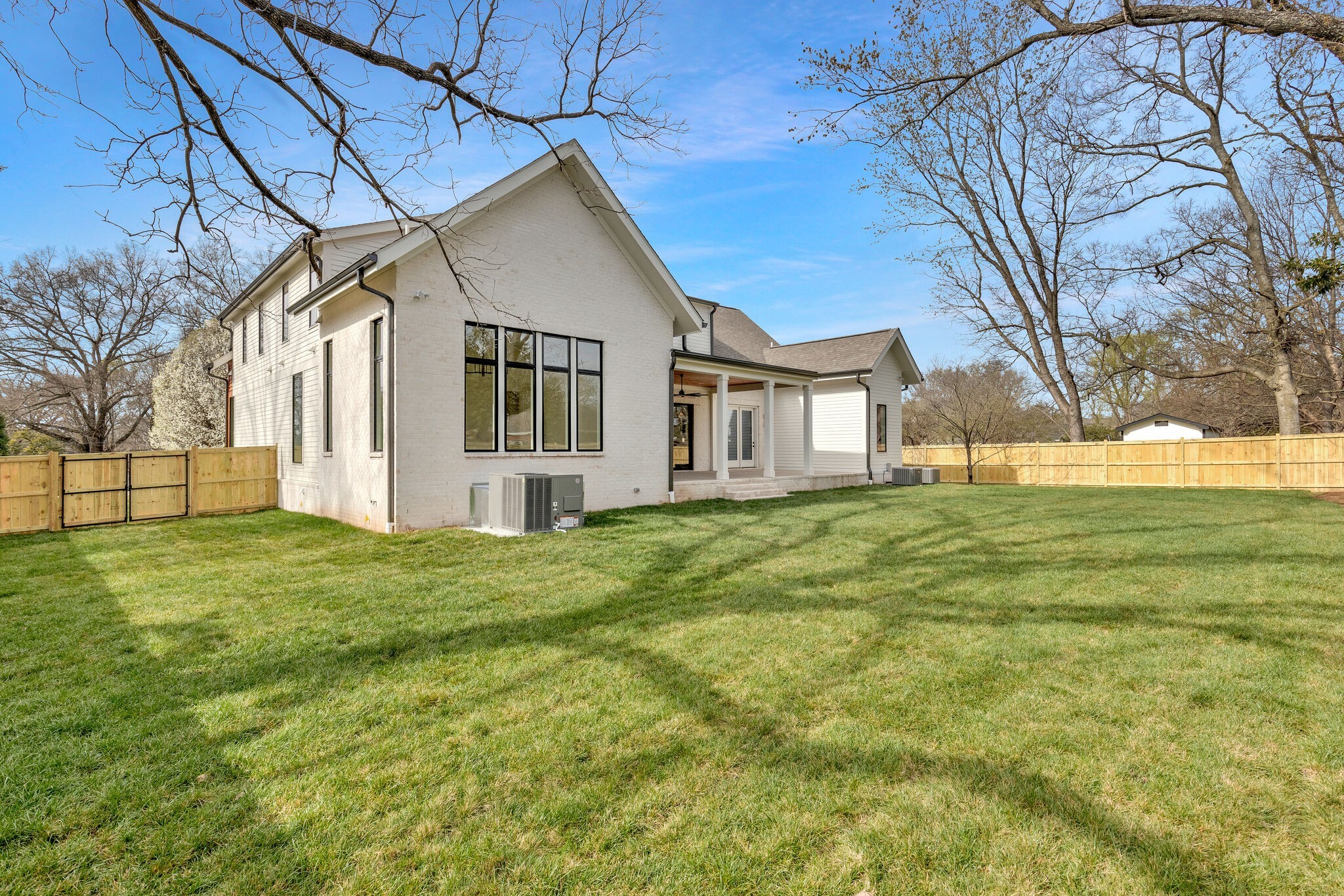 4040 Outer Drive