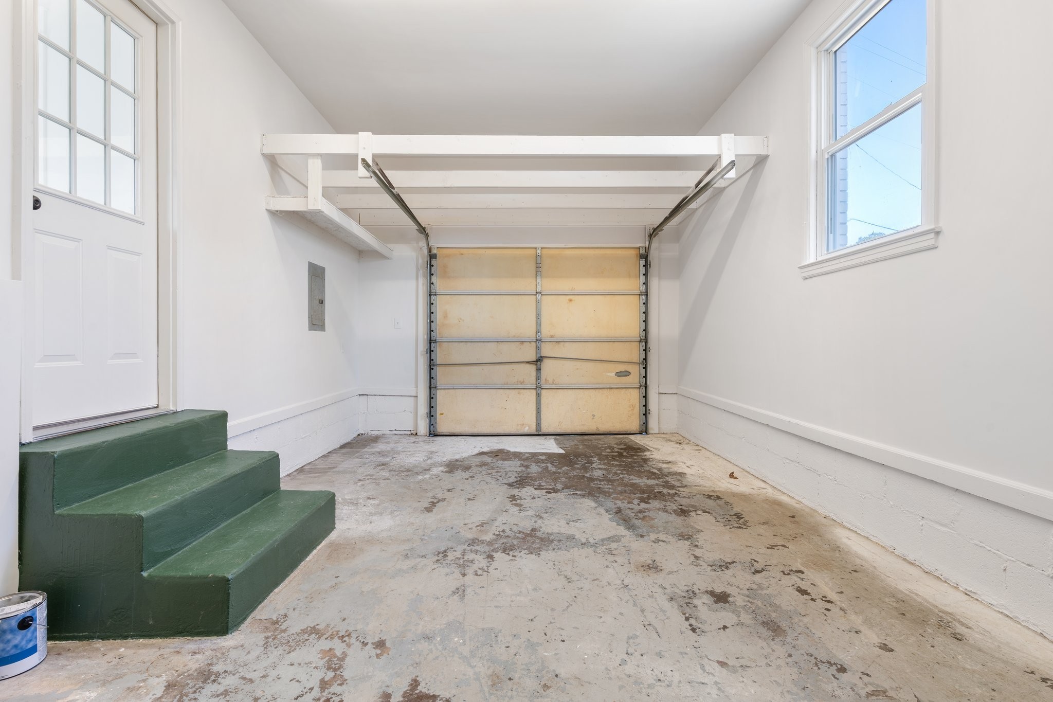 2308 Sheridan Rd