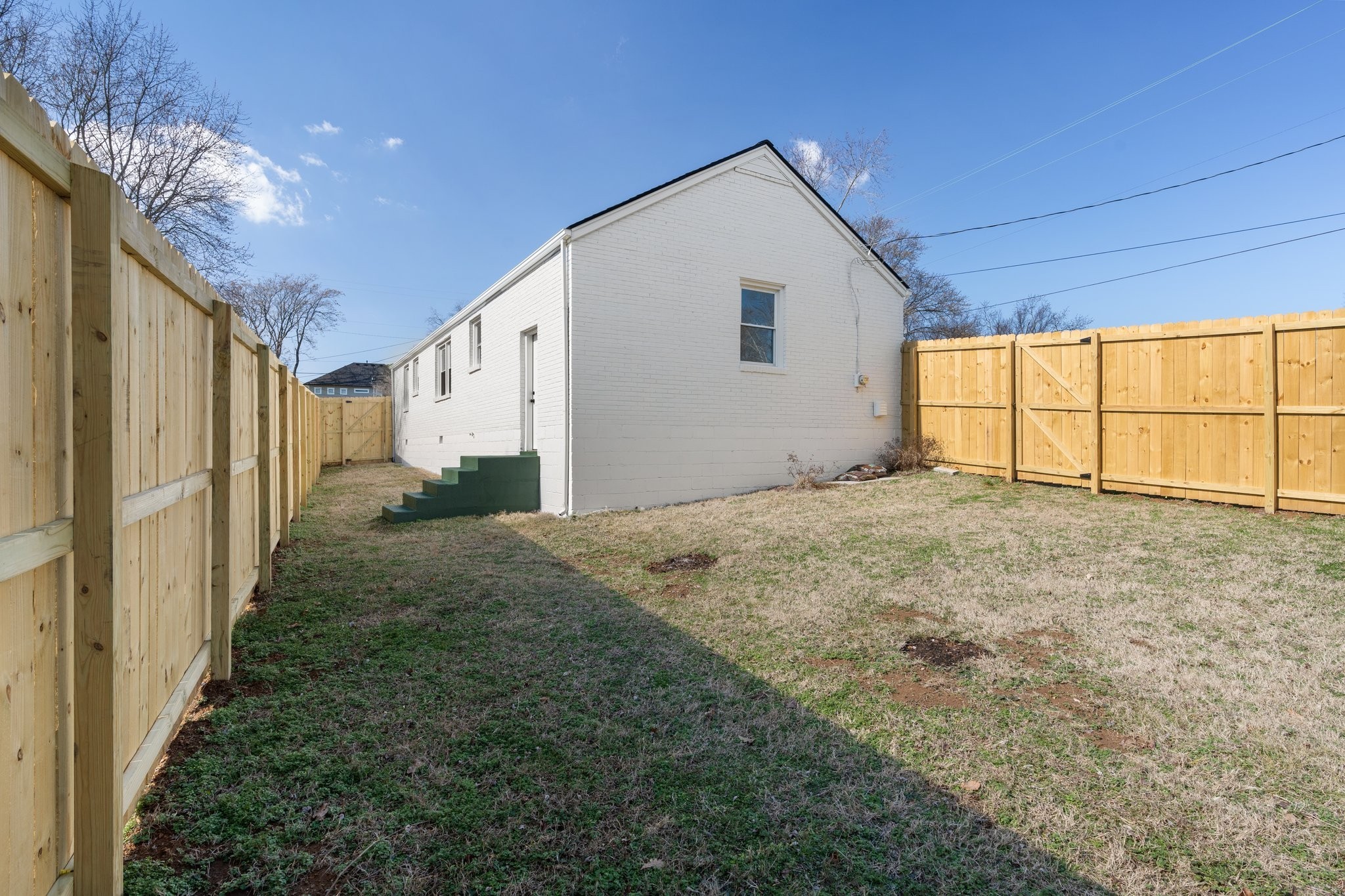 2308 Sheridan Rd