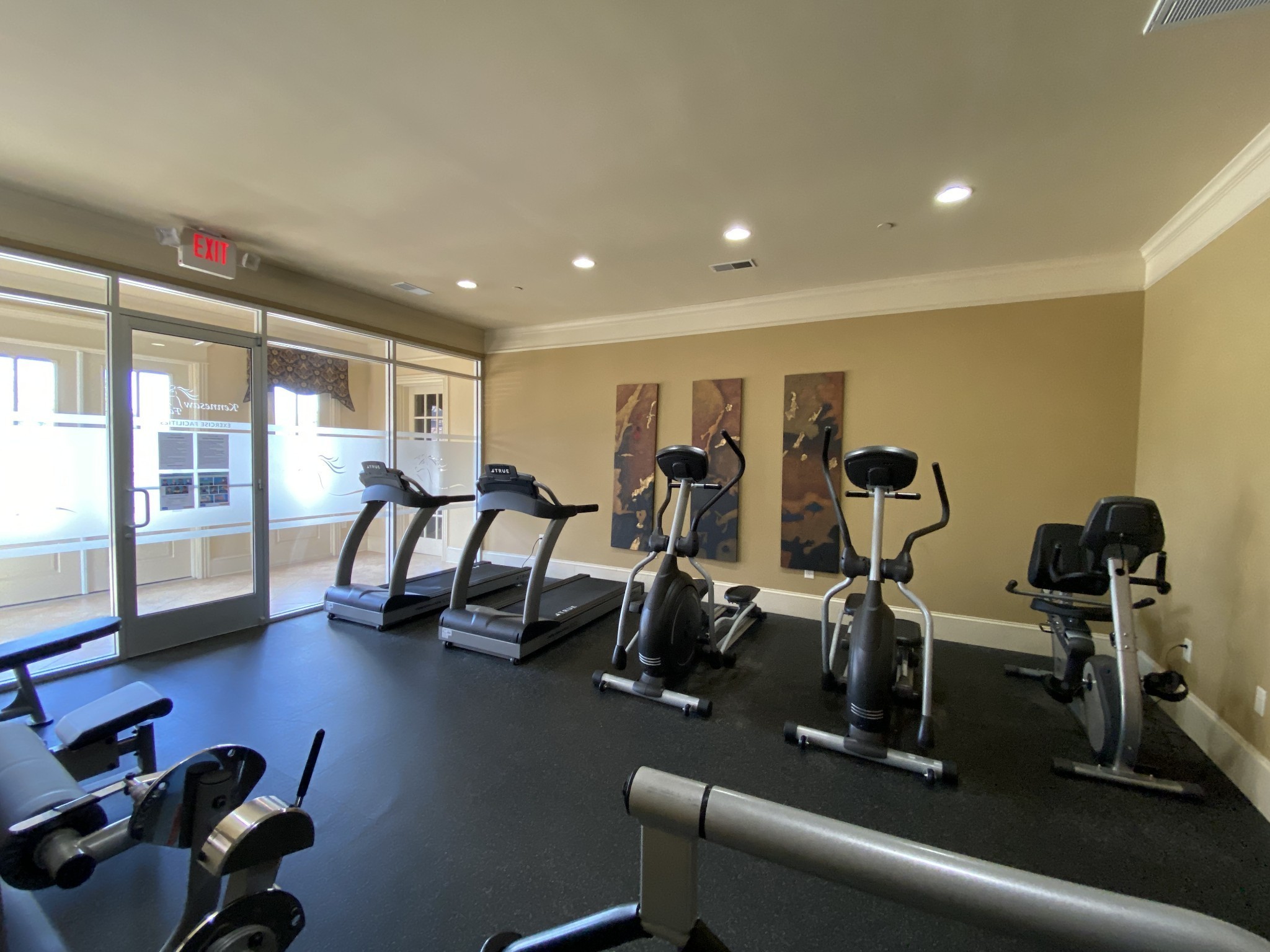 1015 Paddock Park Cir