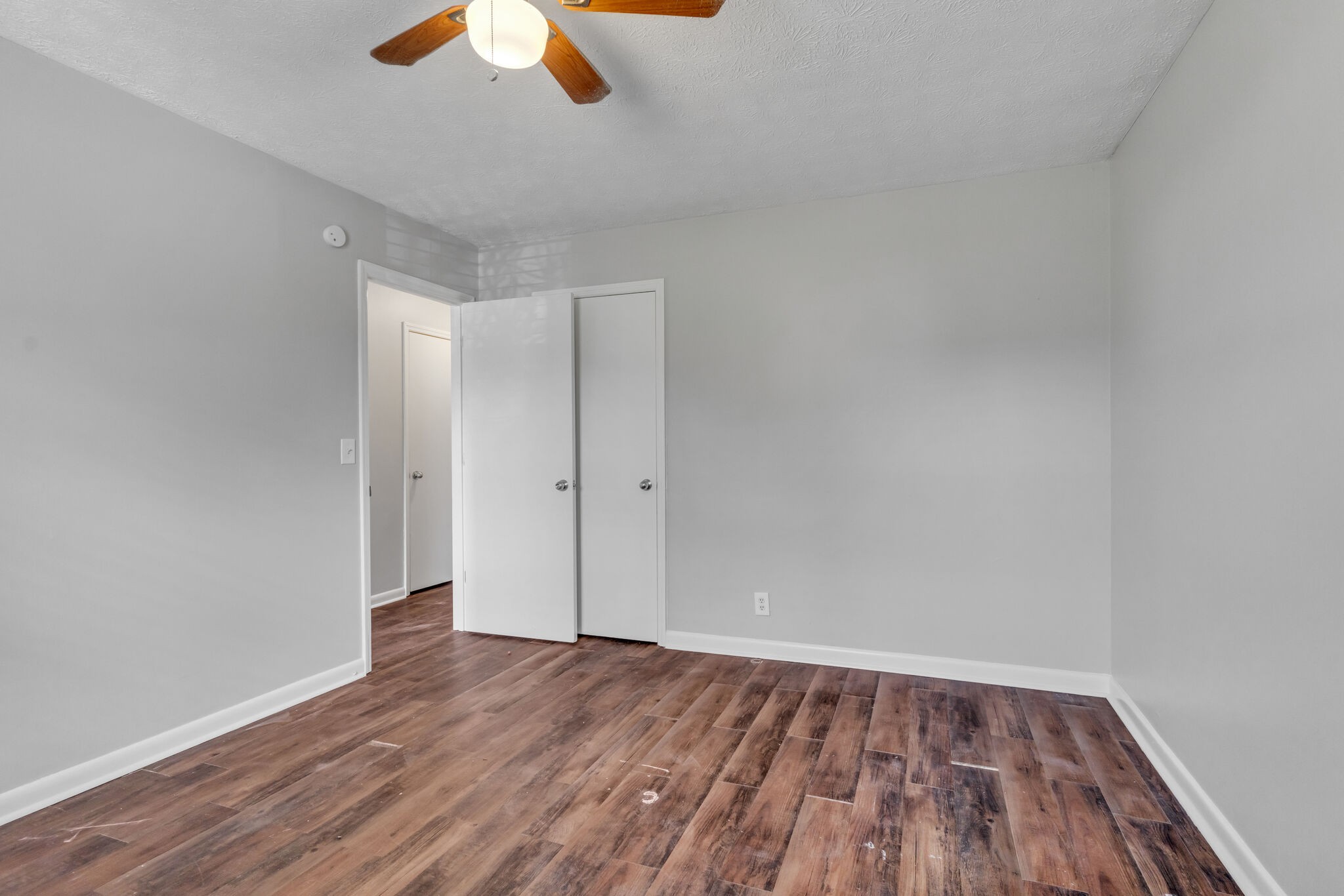325 McArthur Dr