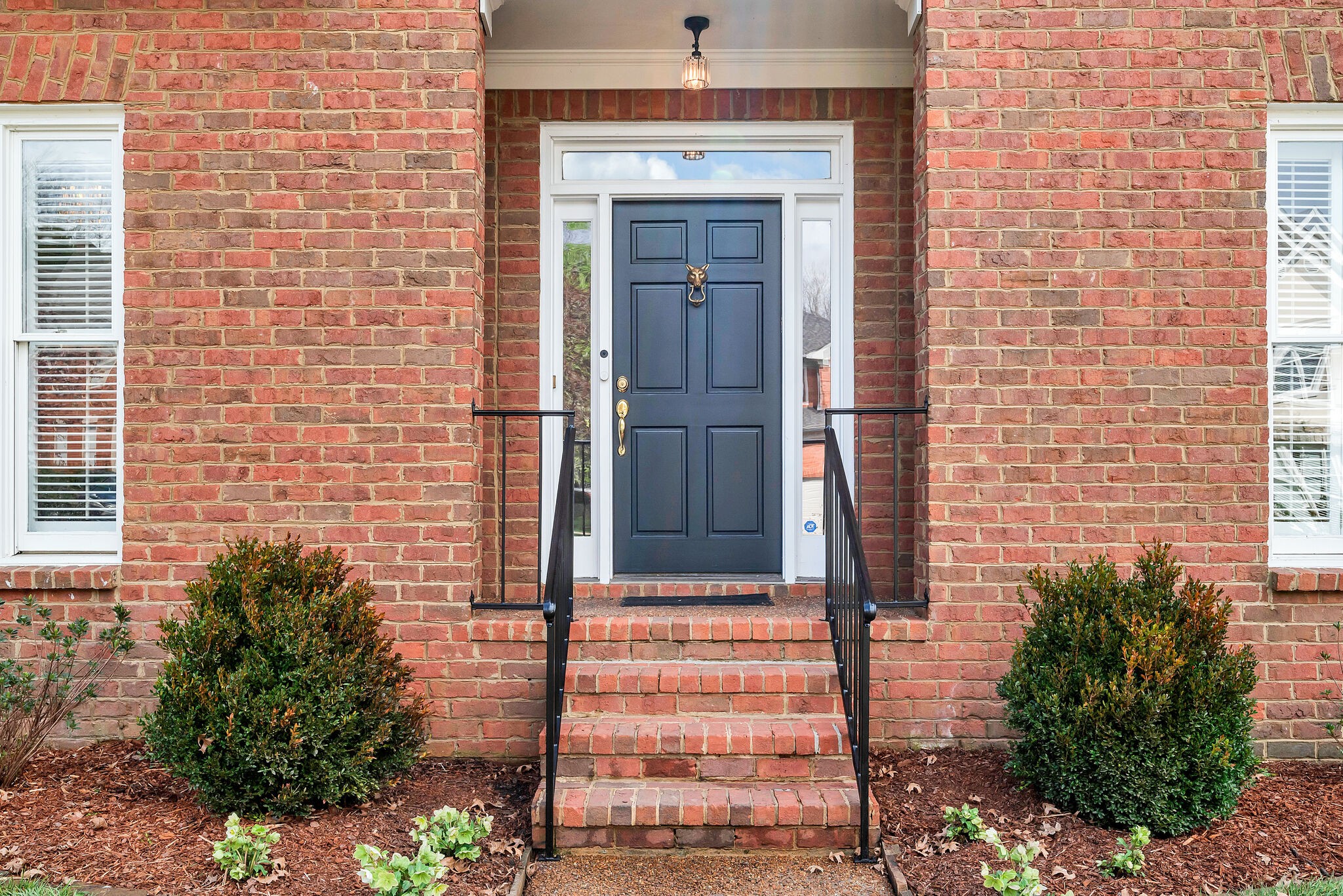 807 Huntington Cir