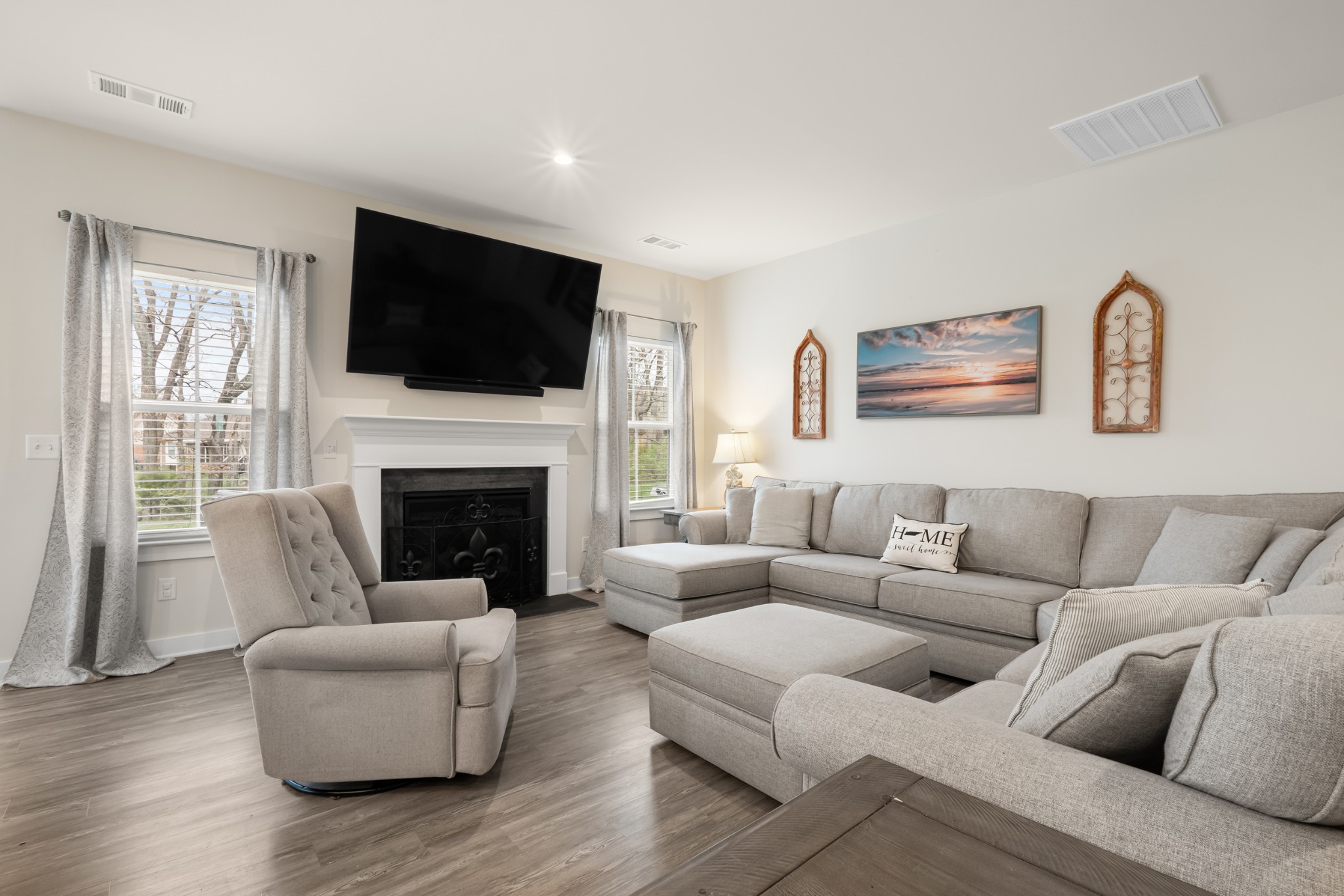 528 Red Hill Ct