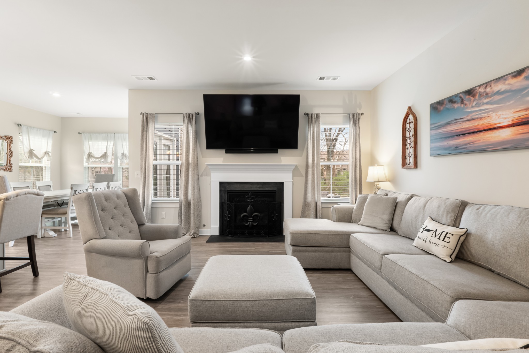 528 Red Hill Ct