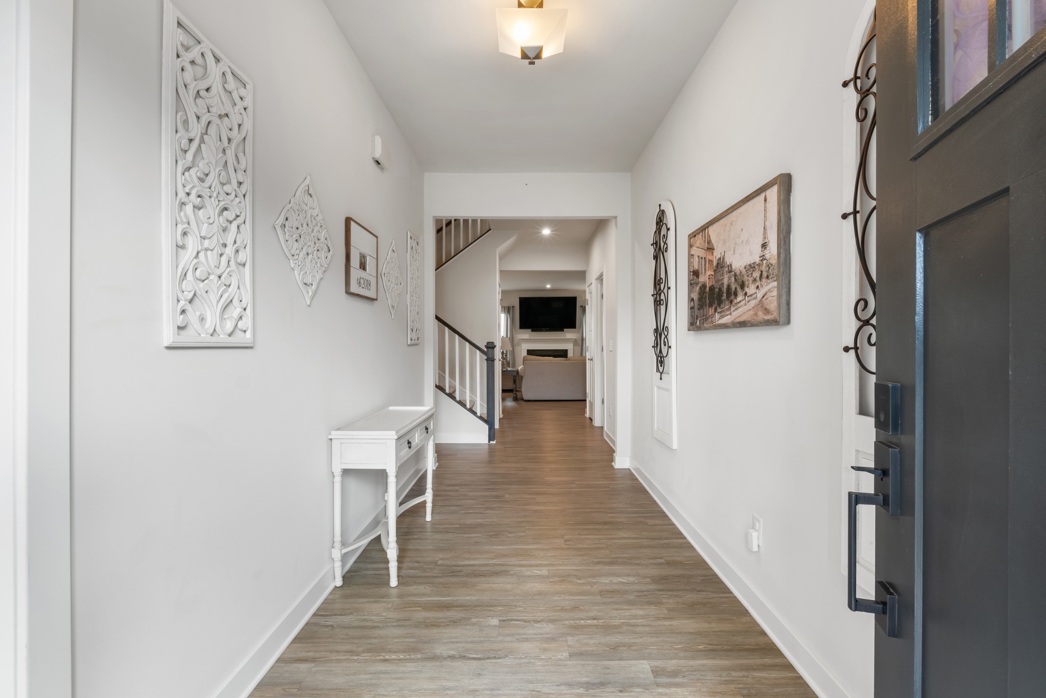 528 Red Hill Ct