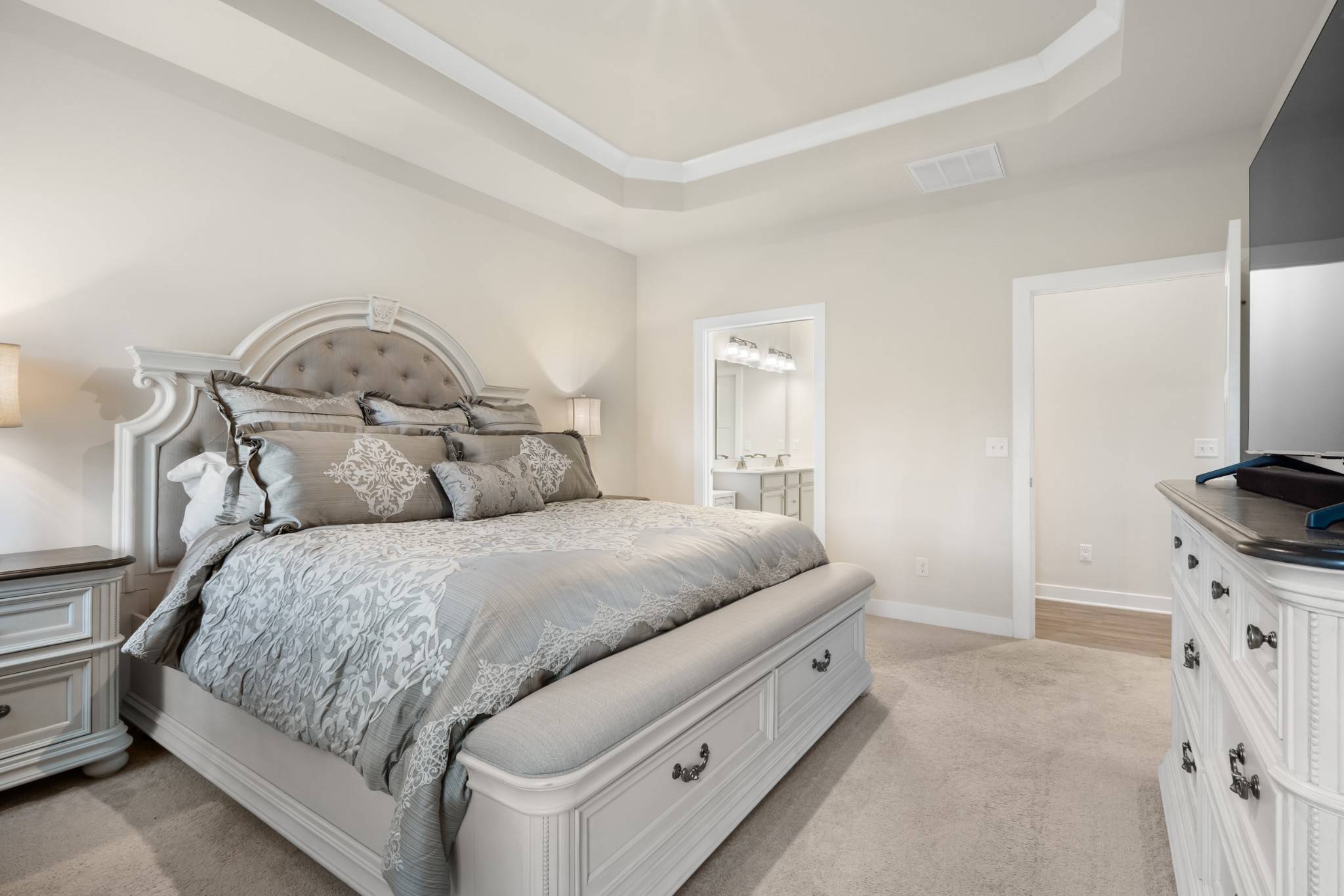 528 Red Hill Ct