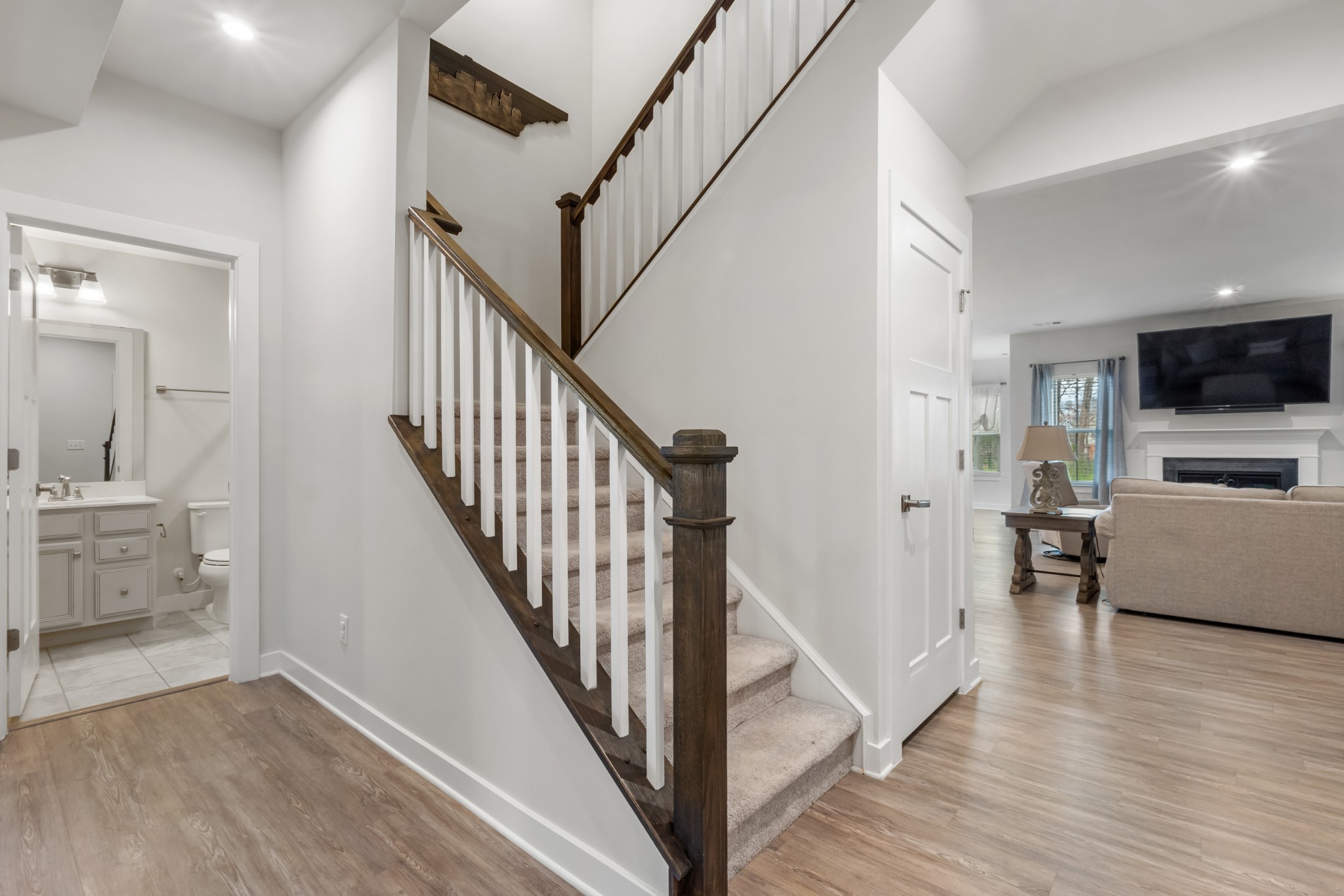 528 Red Hill Ct