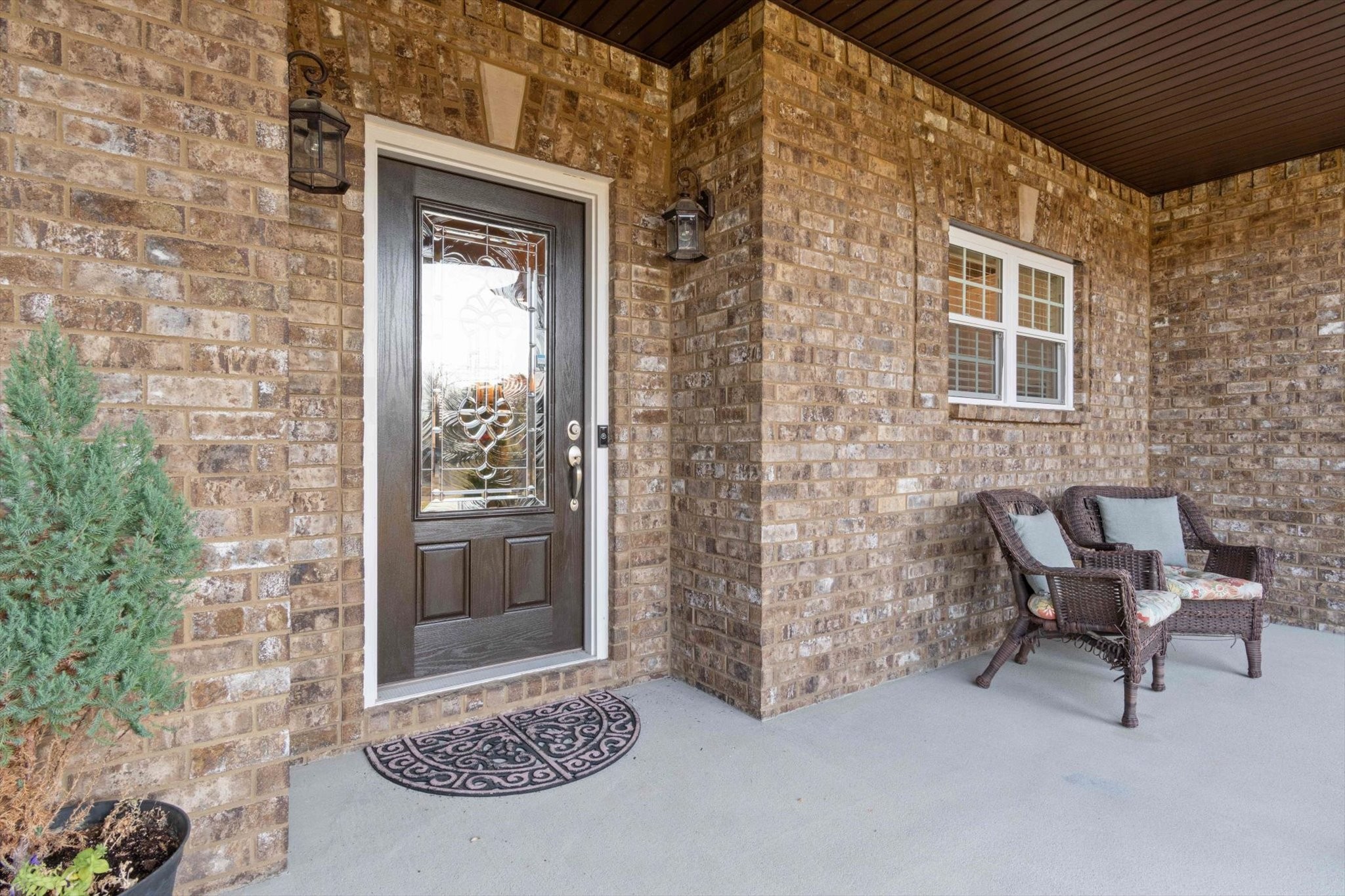 1402 Rhonda Dr