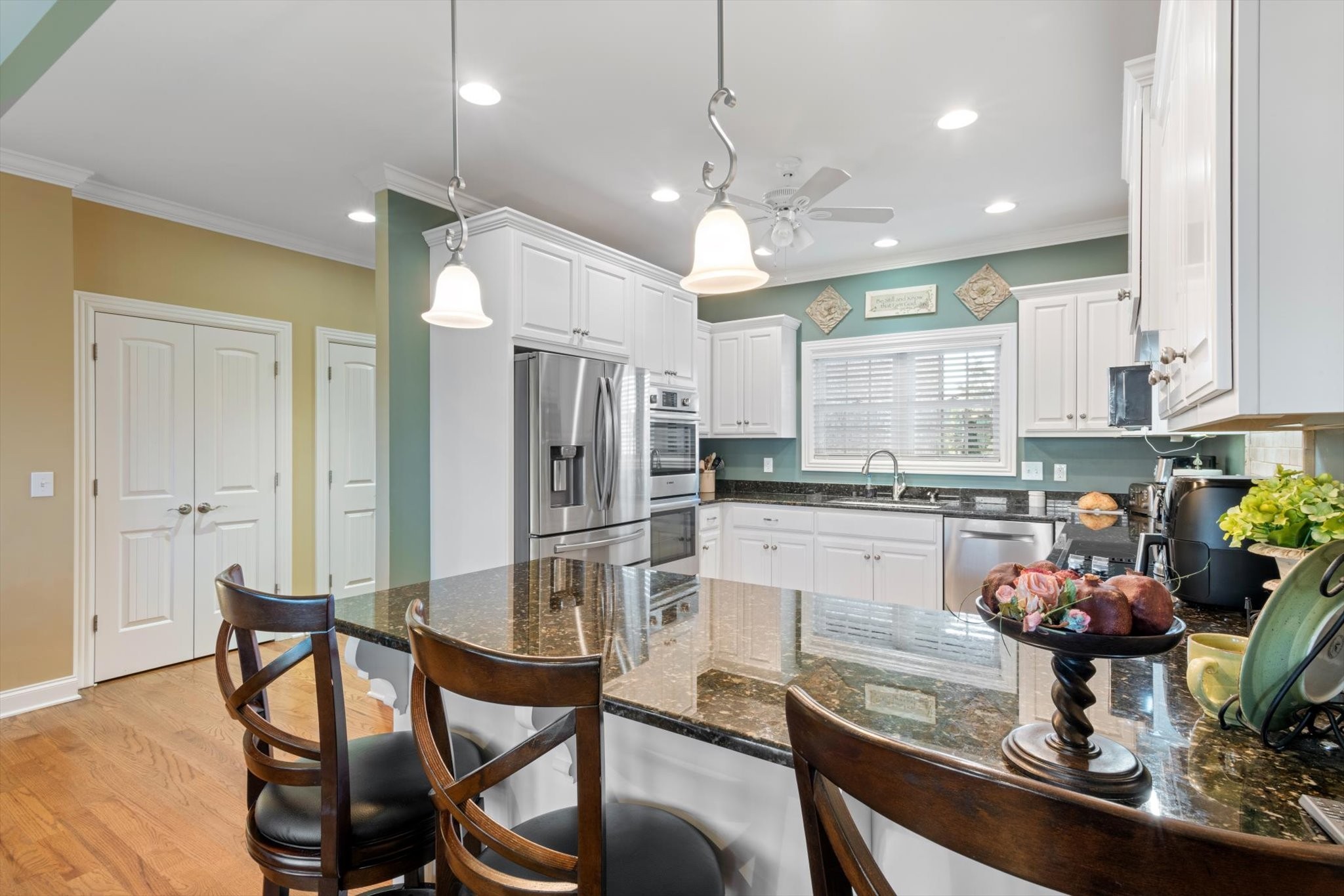 1402 Rhonda Dr