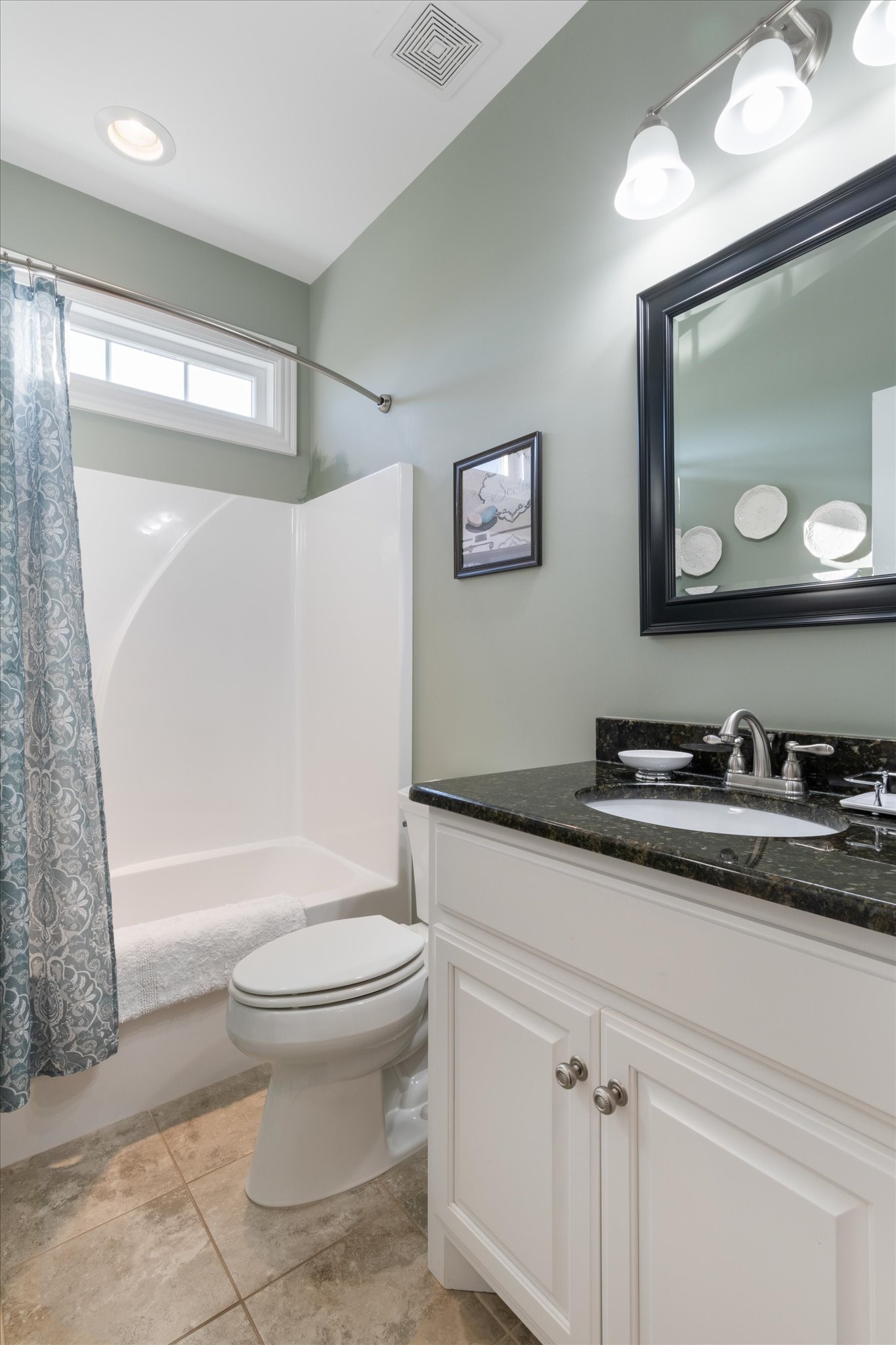1402 Rhonda Dr