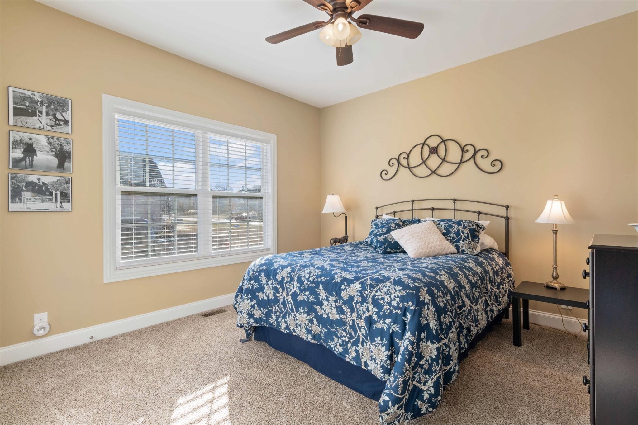 1402 Rhonda Dr