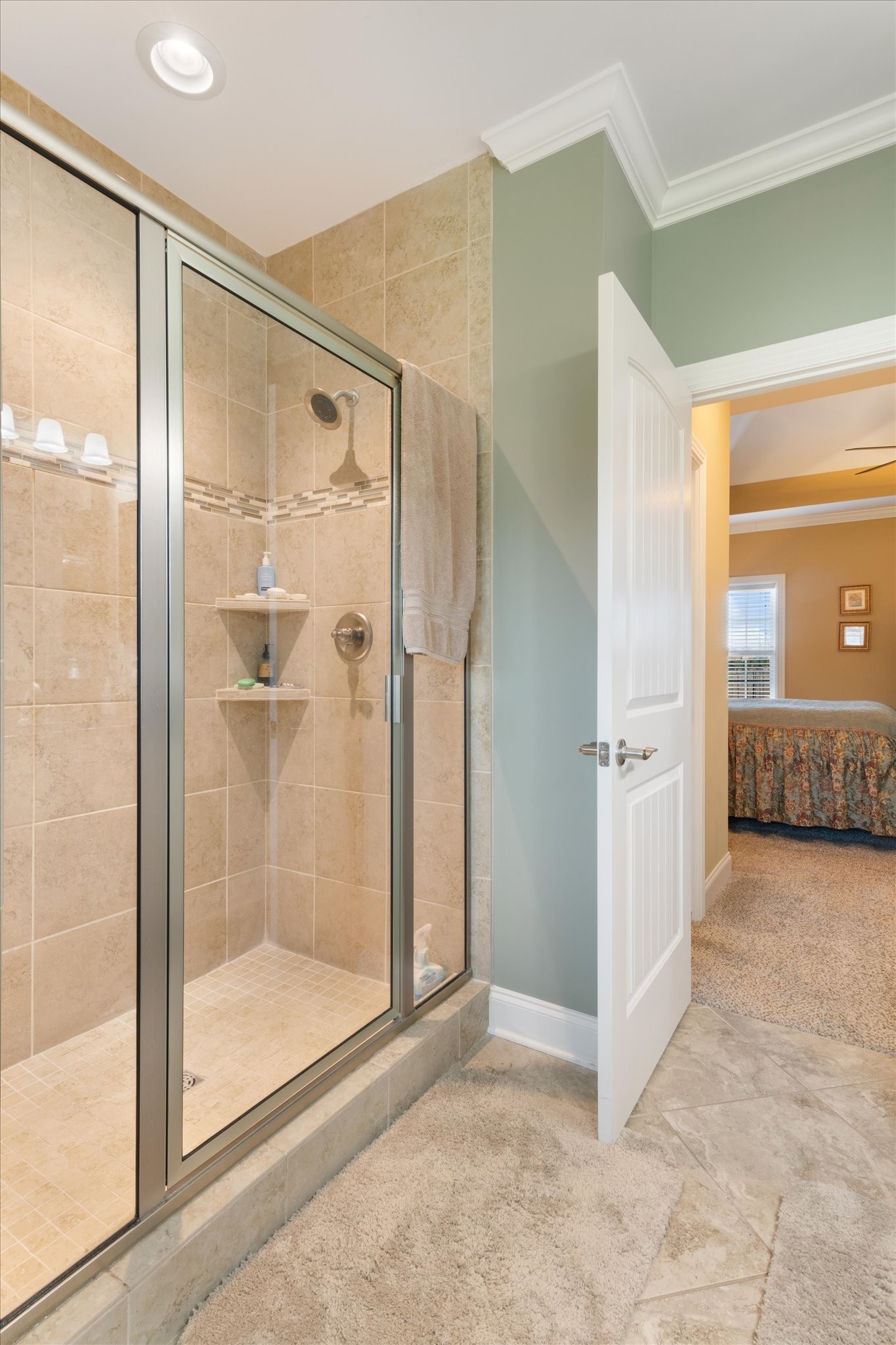 1402 Rhonda Dr