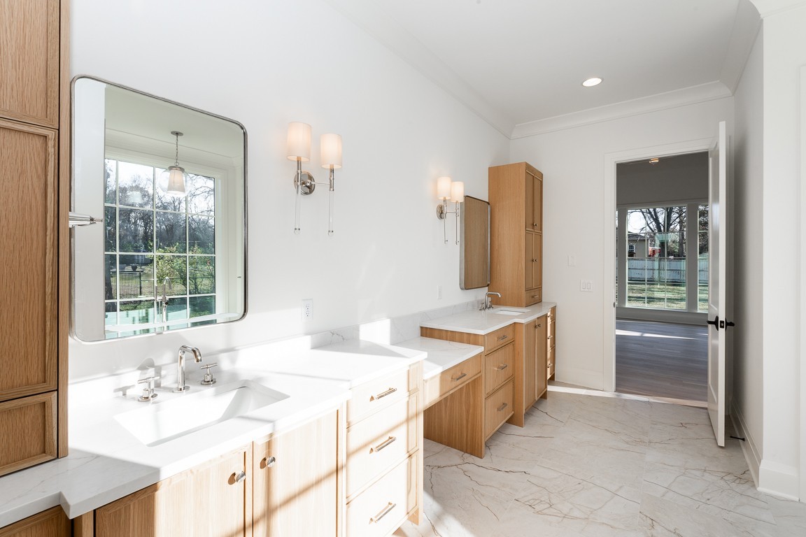 4038 Overbrook Ct