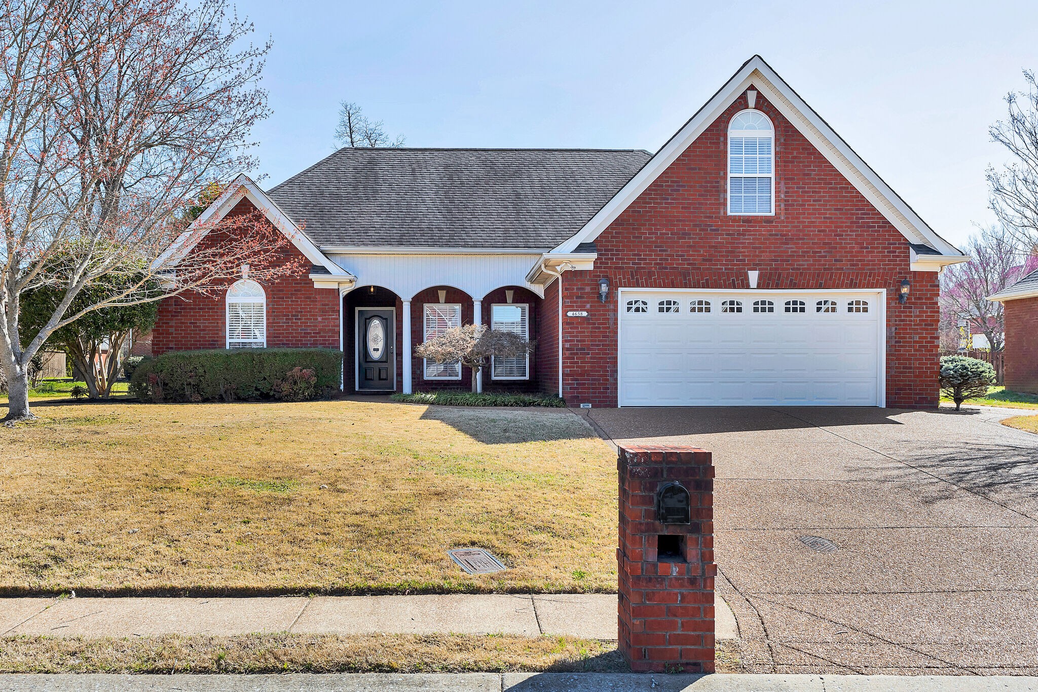 4658 Forsman Ct