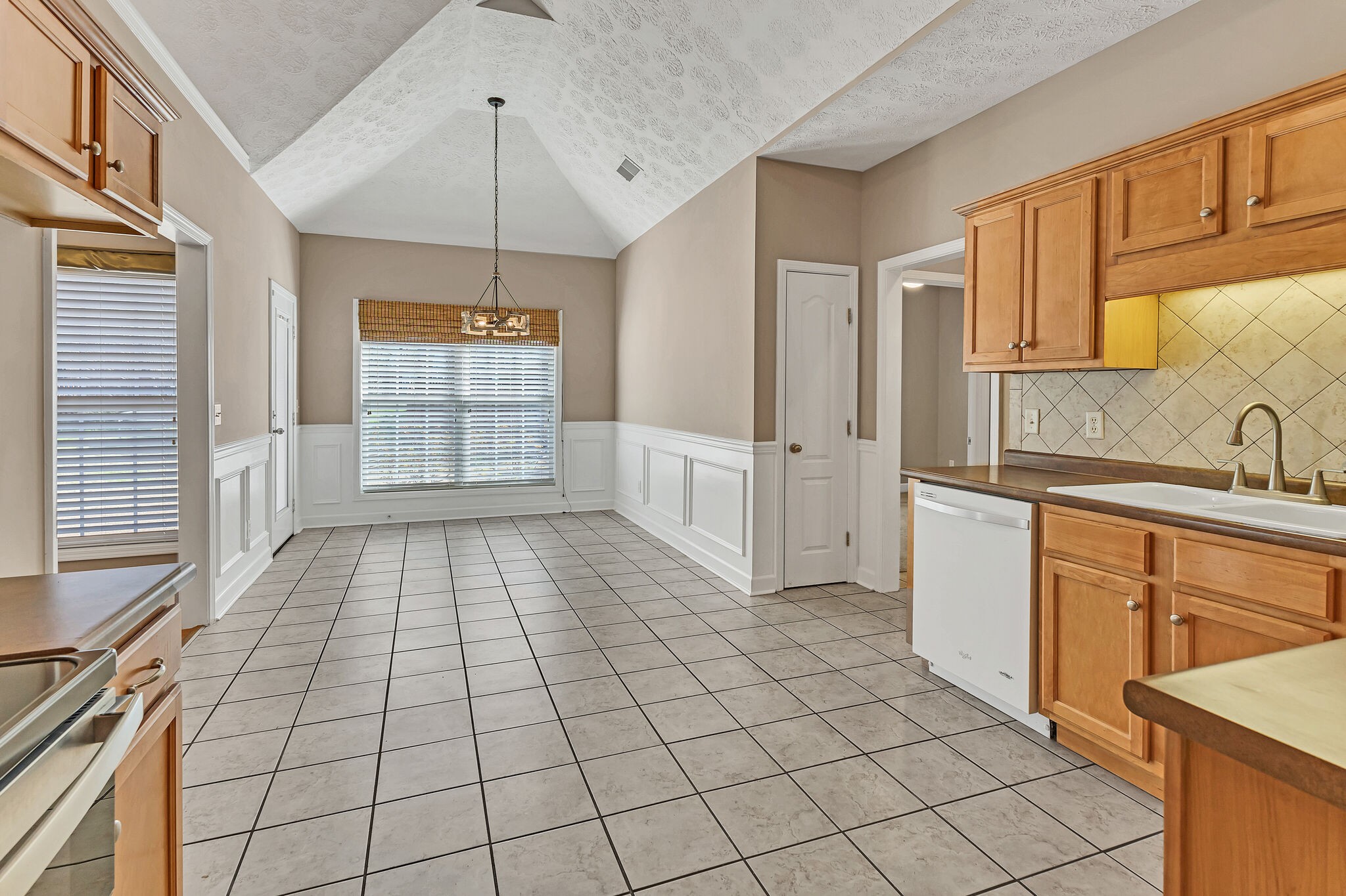 4658 Forsman Ct
