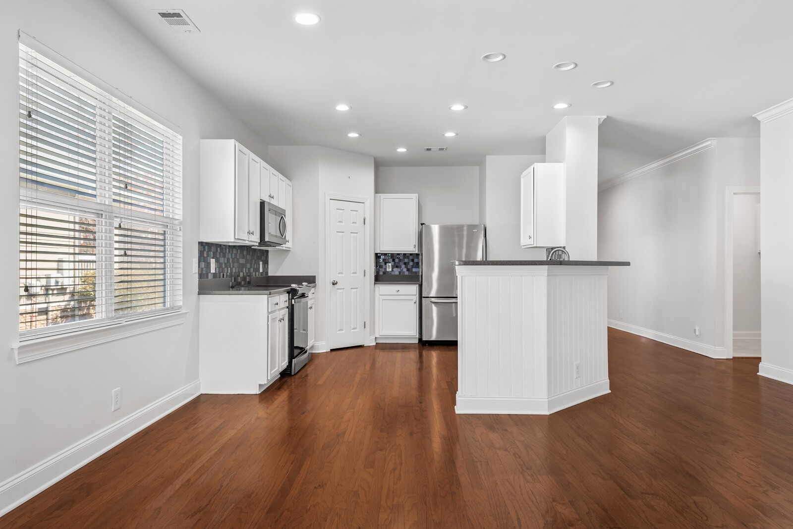 1803 Turning Wheel Ln