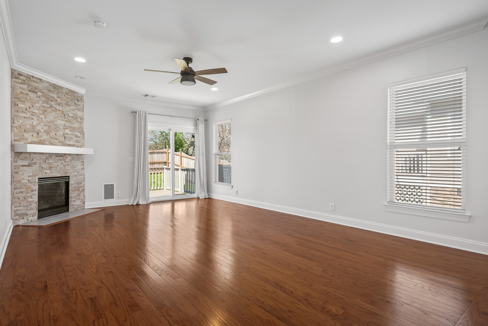 1803 Turning Wheel Ln