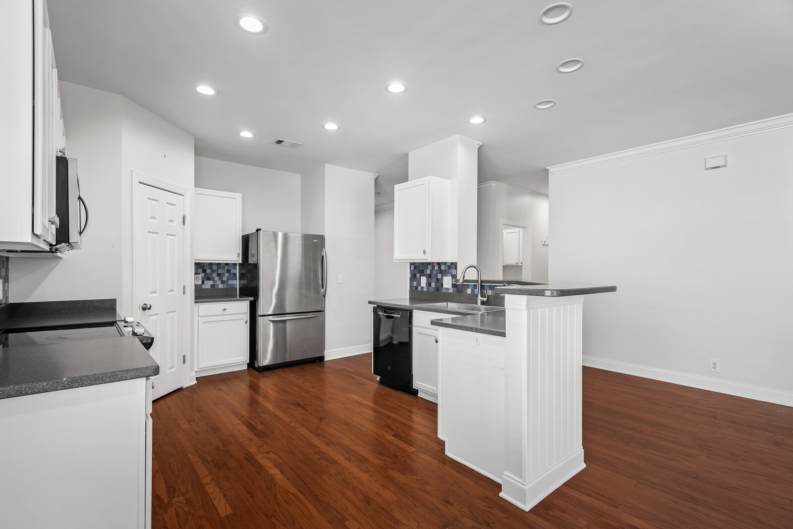 1803 Turning Wheel Ln