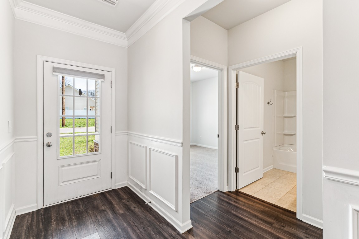 2803 Mia Lane