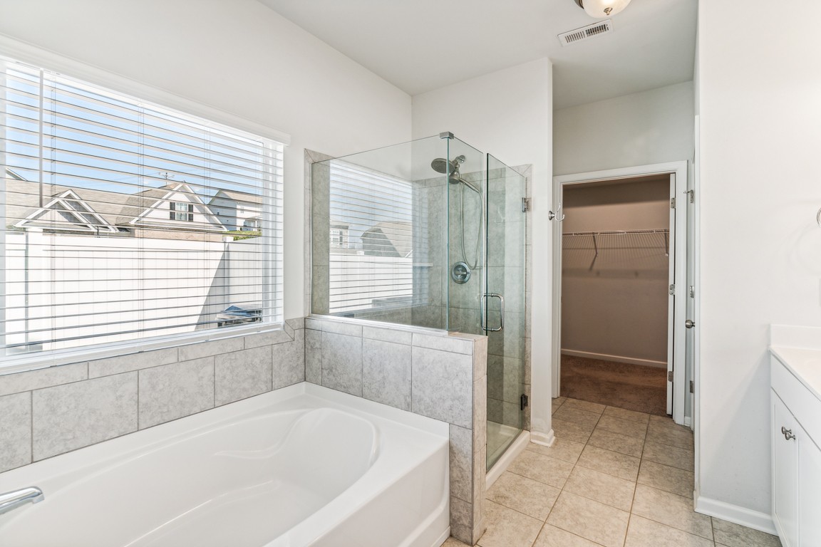 2803 Mia Lane