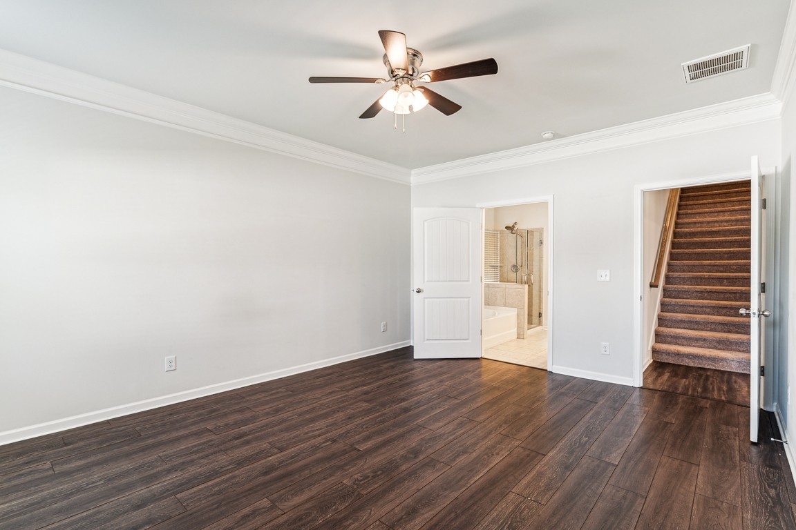2803 Mia Lane